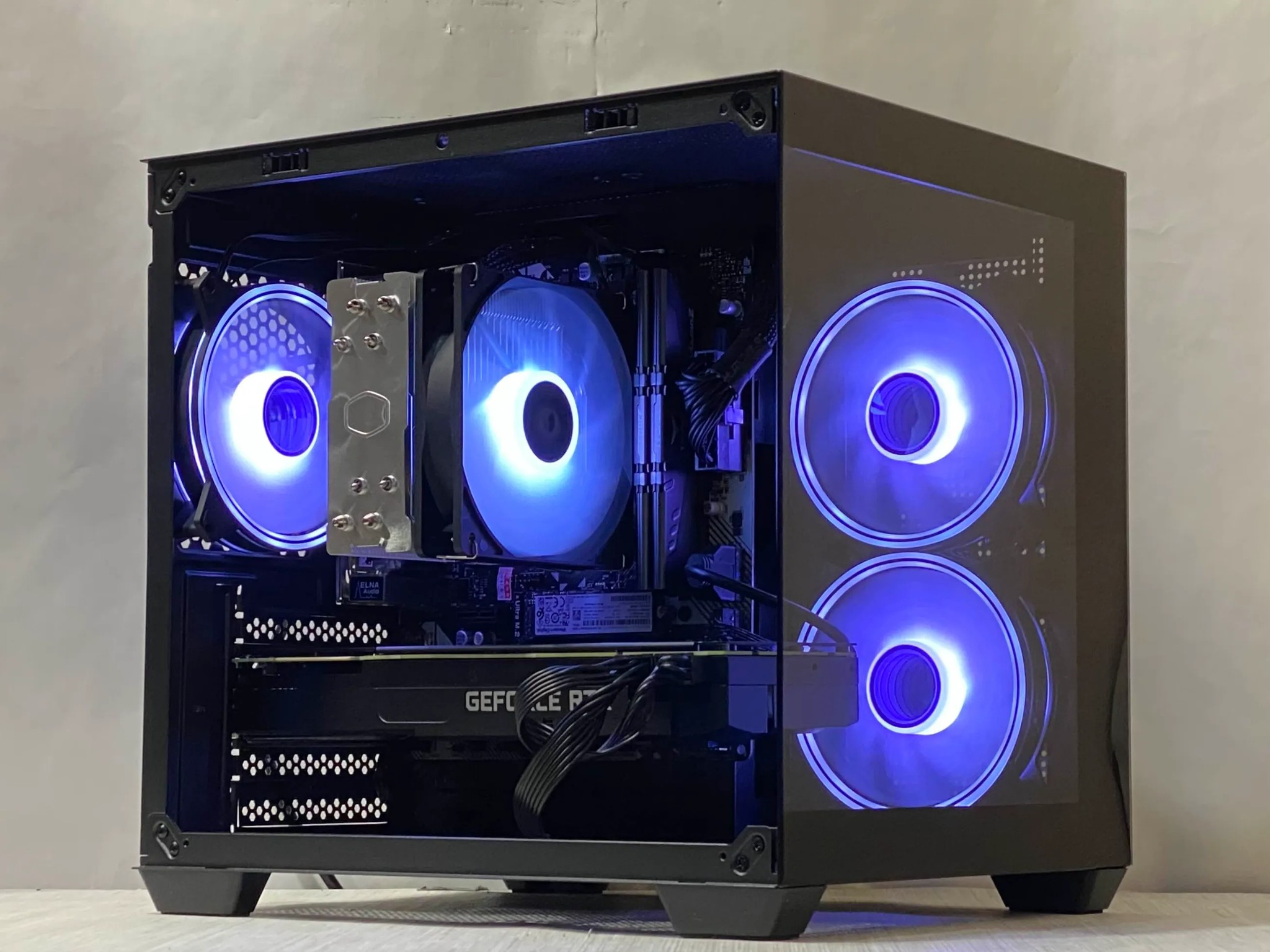 RTX 2080 Ti, Ryzen 5 5600, 16GB DDR4, 1TB NVMe SSD, WiFi - Value 1440p PC