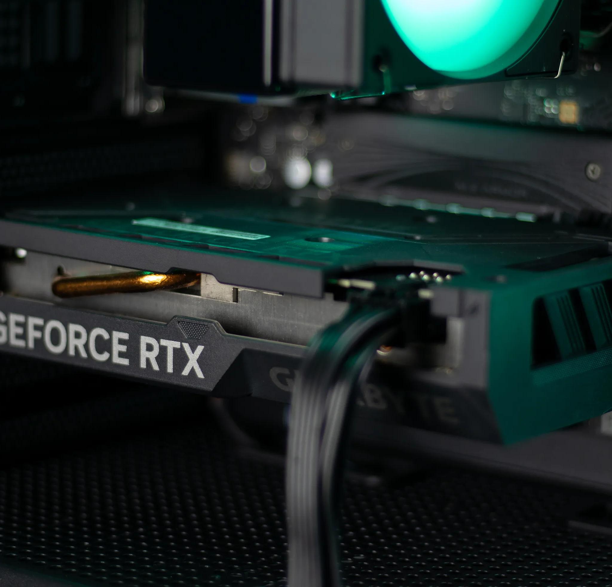 [CLEARANCE SALE!] "Frost.Exe” RTX 4060 i5 12600KF 32GB Windows 11 1TB Workstation Gaming PC