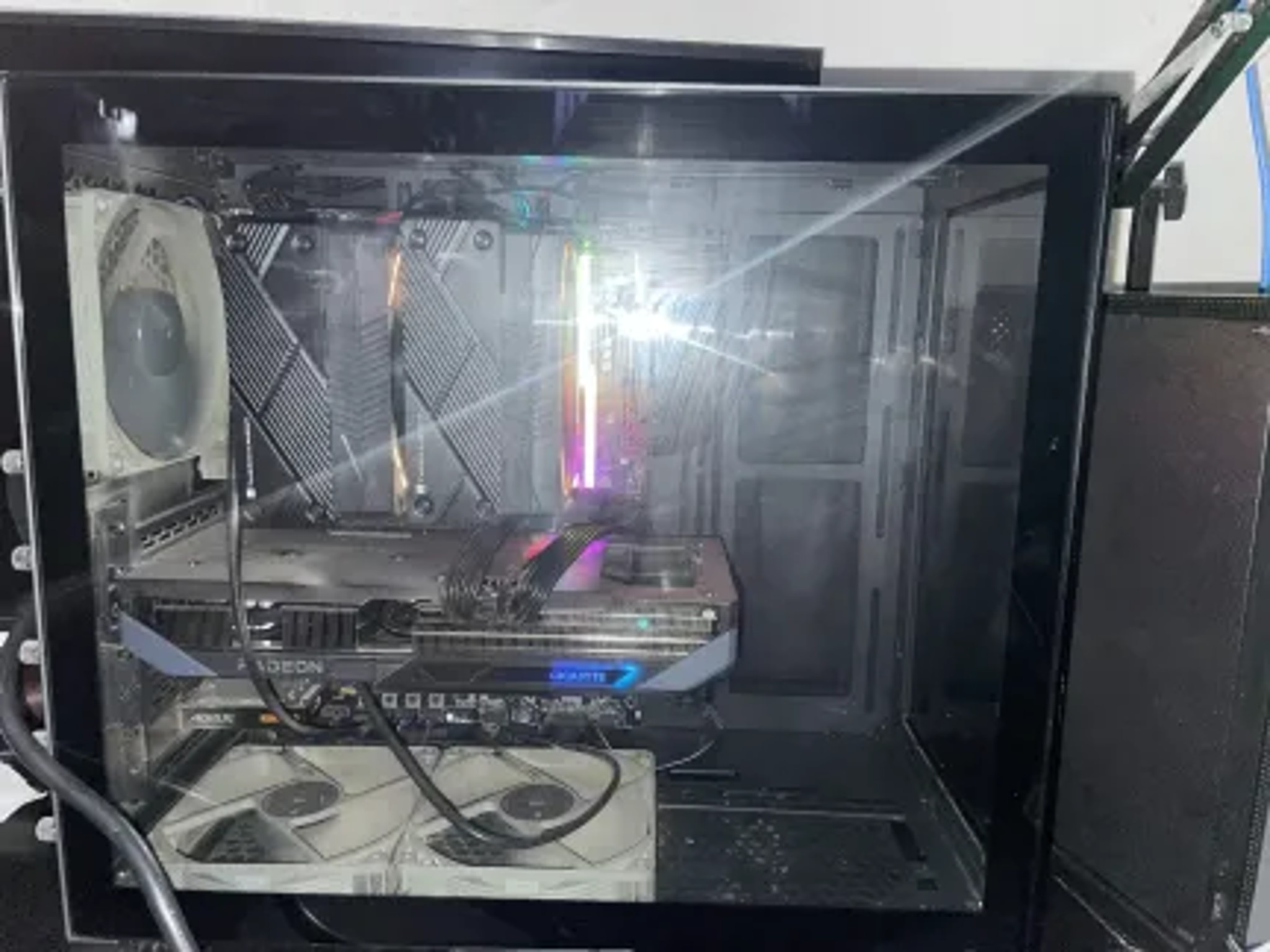 Great 1440p/4k Machine 9070+5800X3D Black O11D Mini
