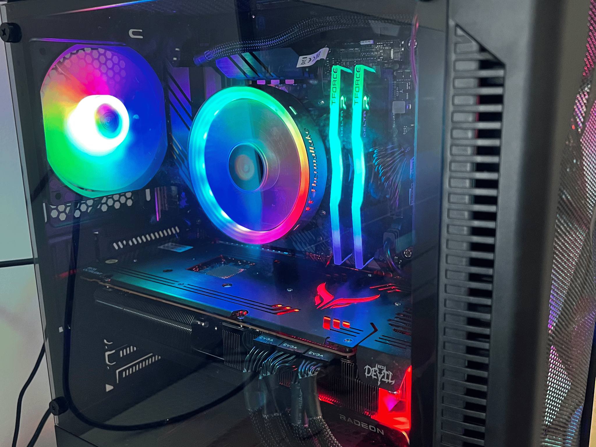 INSANE DISCOUNT! 6900xt Ryzen 7 5700x build