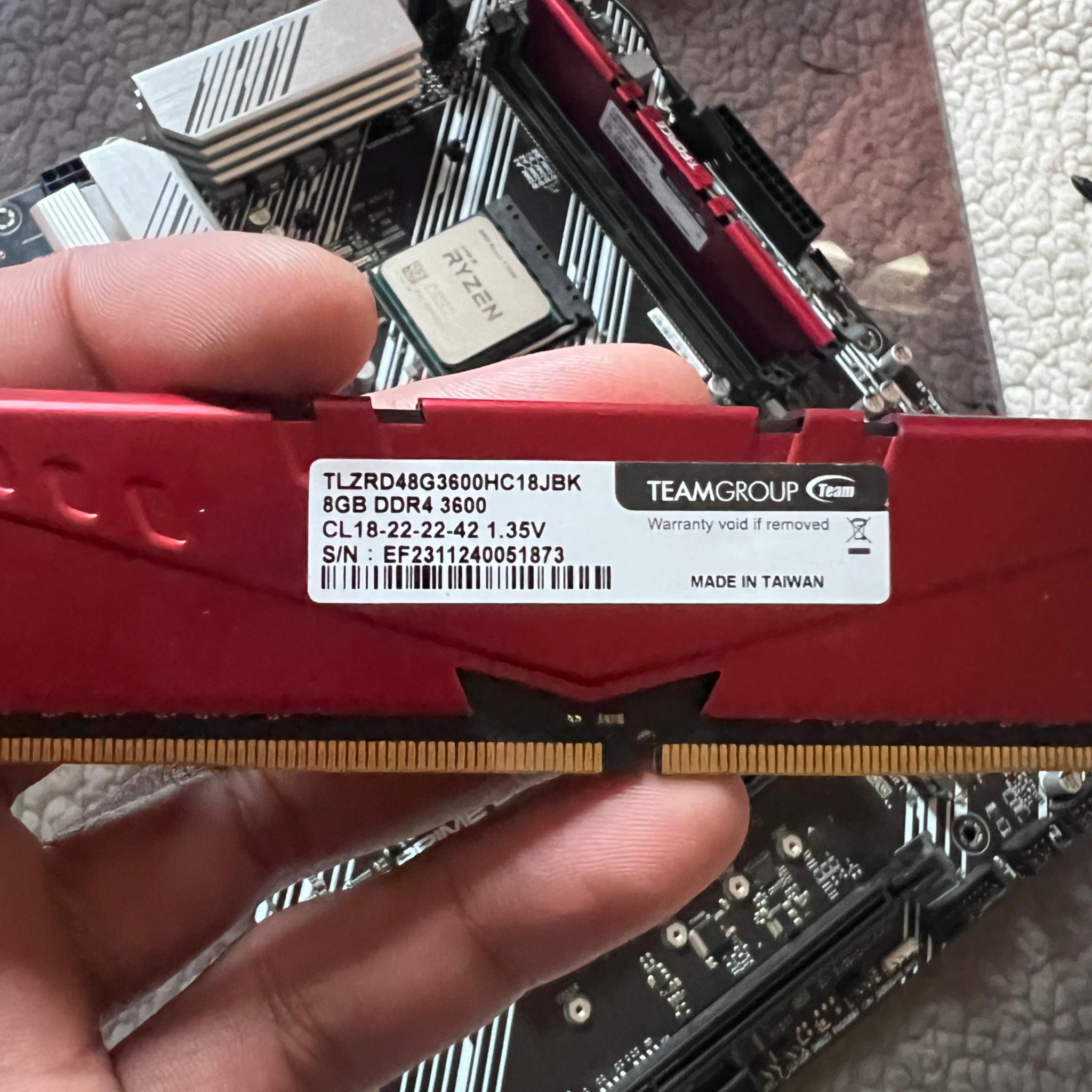 Asus PRIME B550-PLUS AC-HES / Ryzen 5 5500 / 16gb DDR4 @ 3600Mhz W/ DeepCool UD551 aircooler