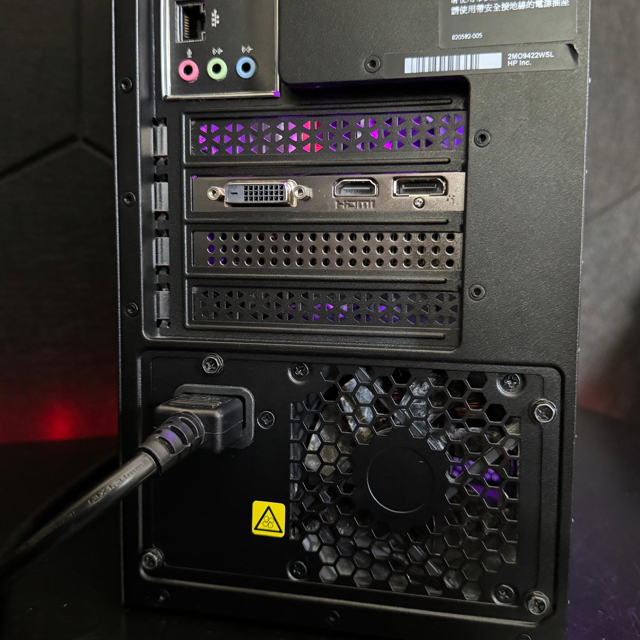 GTX 1660 Ti, i7-9700, 16GB RAM, 256GB SSD + 1TB HDD, Wi-Fi Gaming PC