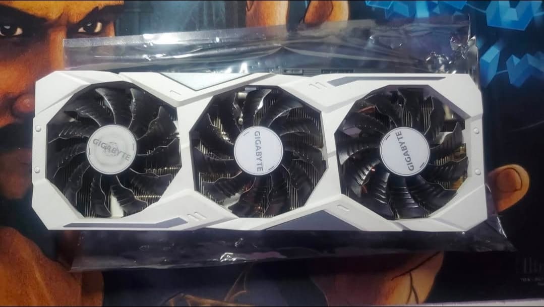 GIGABYTE GeForce RTX 2080 SUPER GAMING OC WHITE GDDR6 Graphics Card - 8GB
