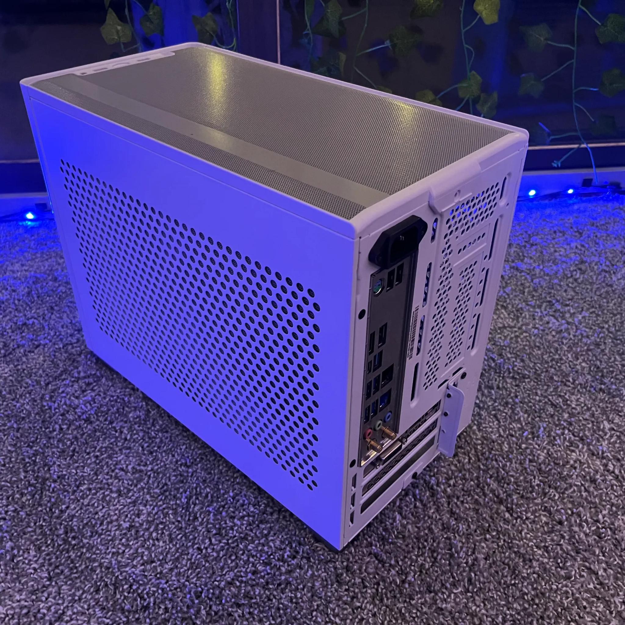 GTX 1660S | Intel i5 10400 | 16GB DDR4 | 1TB SSD | Windows 11 | WIFI + BT | SFF Gaming PC