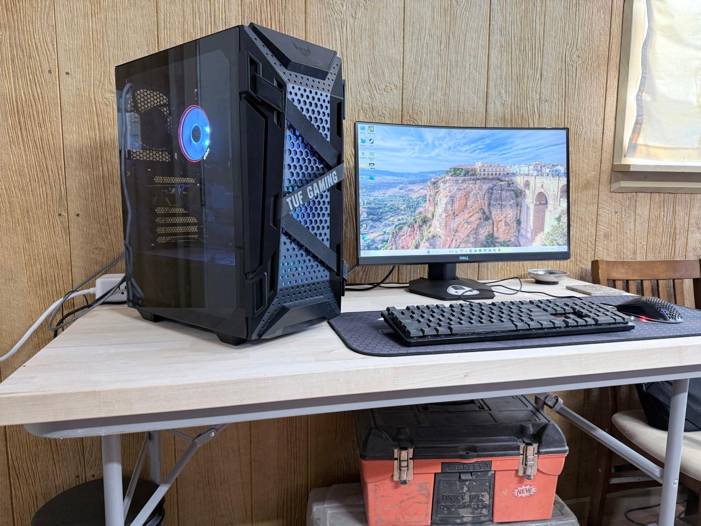 ASUS TUF PC - ASUS TUF Case, ASUS TUF Gaming B550+ [wifi], 3400G, ASUS TUF 1650, 16GB DDR4, 512GB
