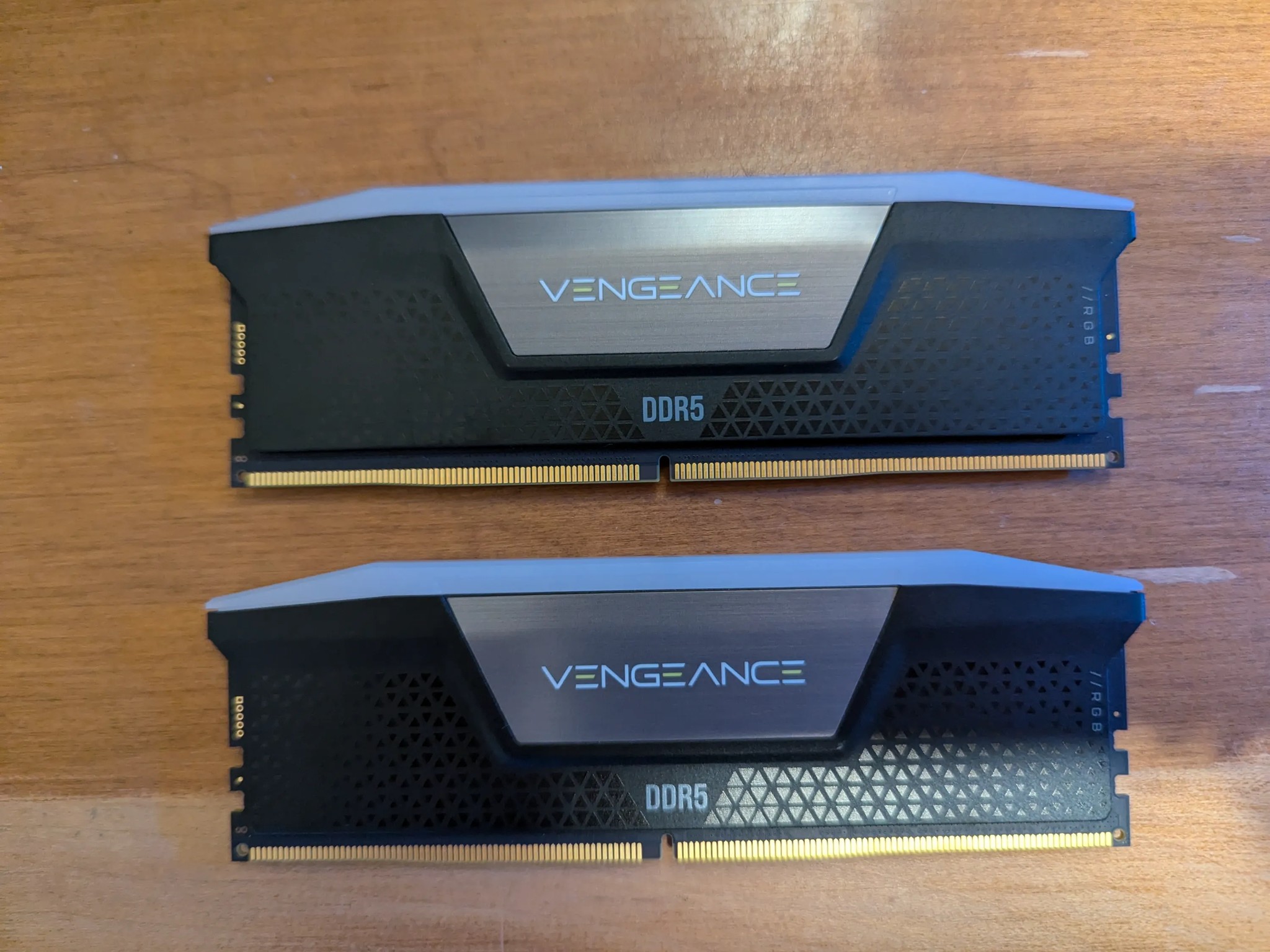 32GB DDR5 Corsair RGB Ram 2x16