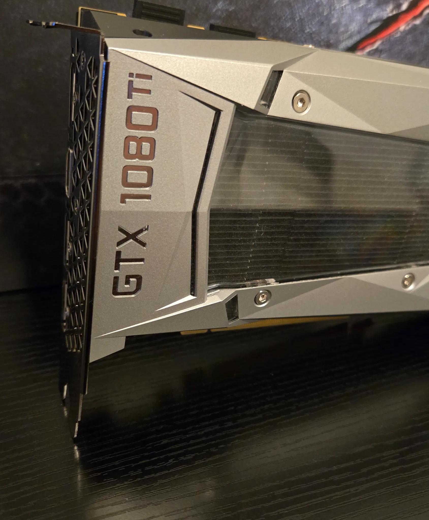 GTX 1080 TI Founder's Edition **MINT CONDITION**