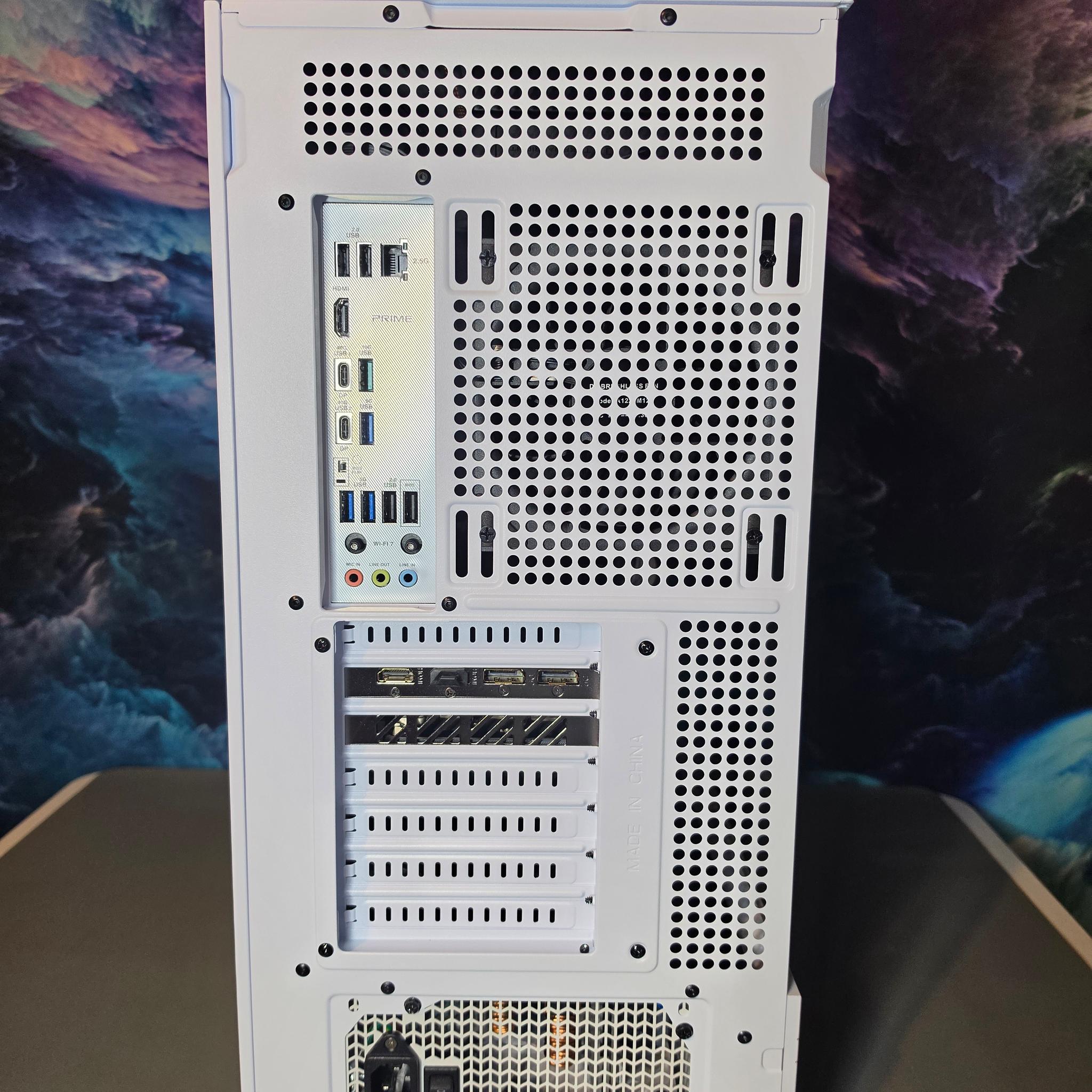 Gigabyte RX 9070 XT 16gb + Ryzen 9800x3d PC Build #100