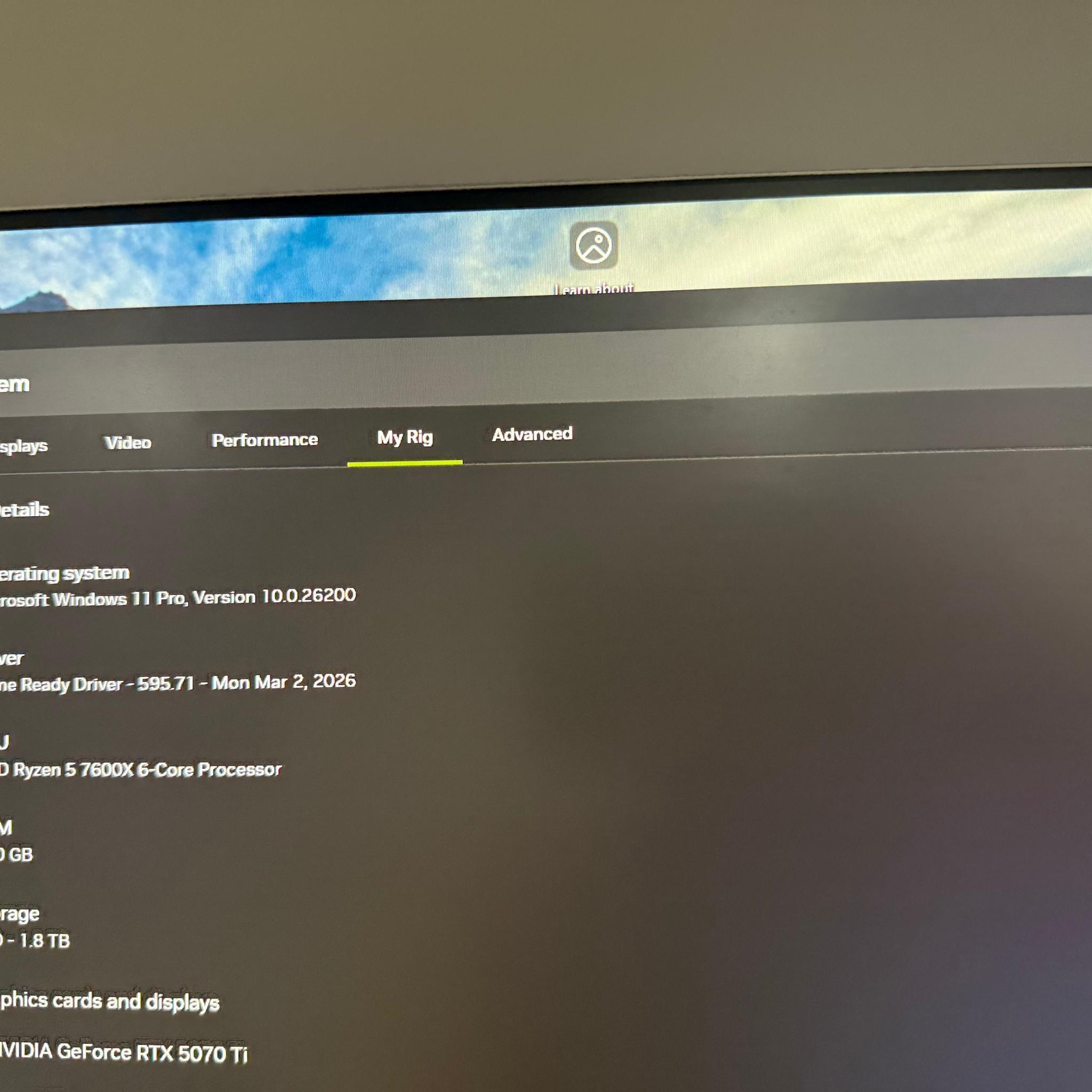 Custom Gaming PC Build | NVIDIA RTX 5070 ti | 32GBs Ram DDR5 | 2tb M.2 NVMe | AIO Cooler w display
