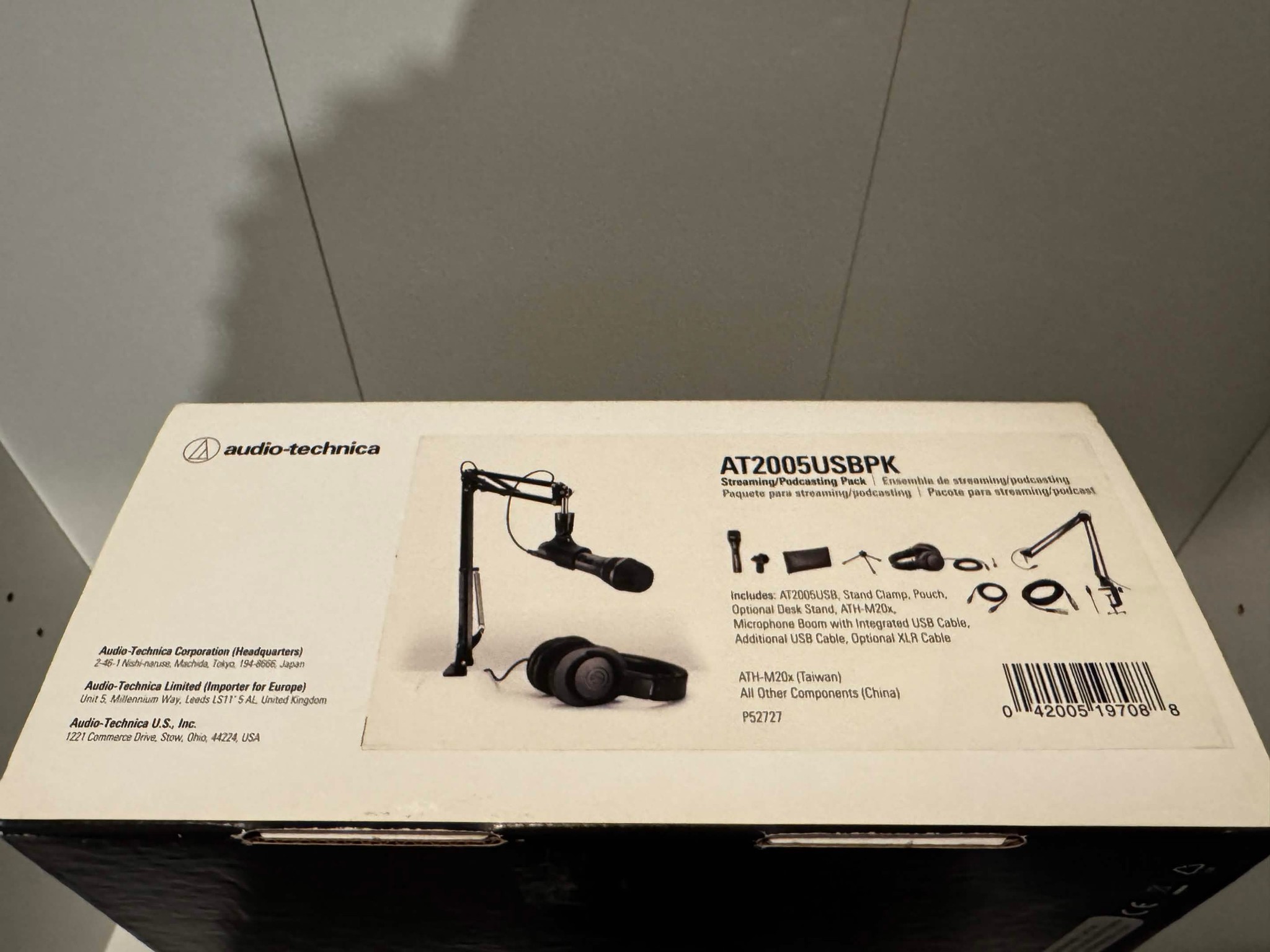 Audio-Technica AT2005USBPK Streaming Podcasting Pack (Headphones & XLR Cable Not Included)