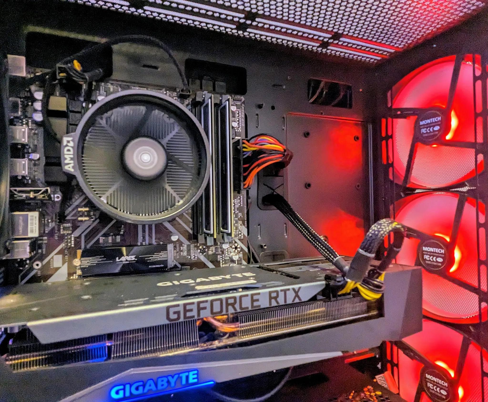 Gaming PC - AMD Ryzen 7 5700x - 32GB DDR4 3200MHZ RAM - Nvidia RTX 3070ti 8GB GPU - 3TB - B450 - W11
