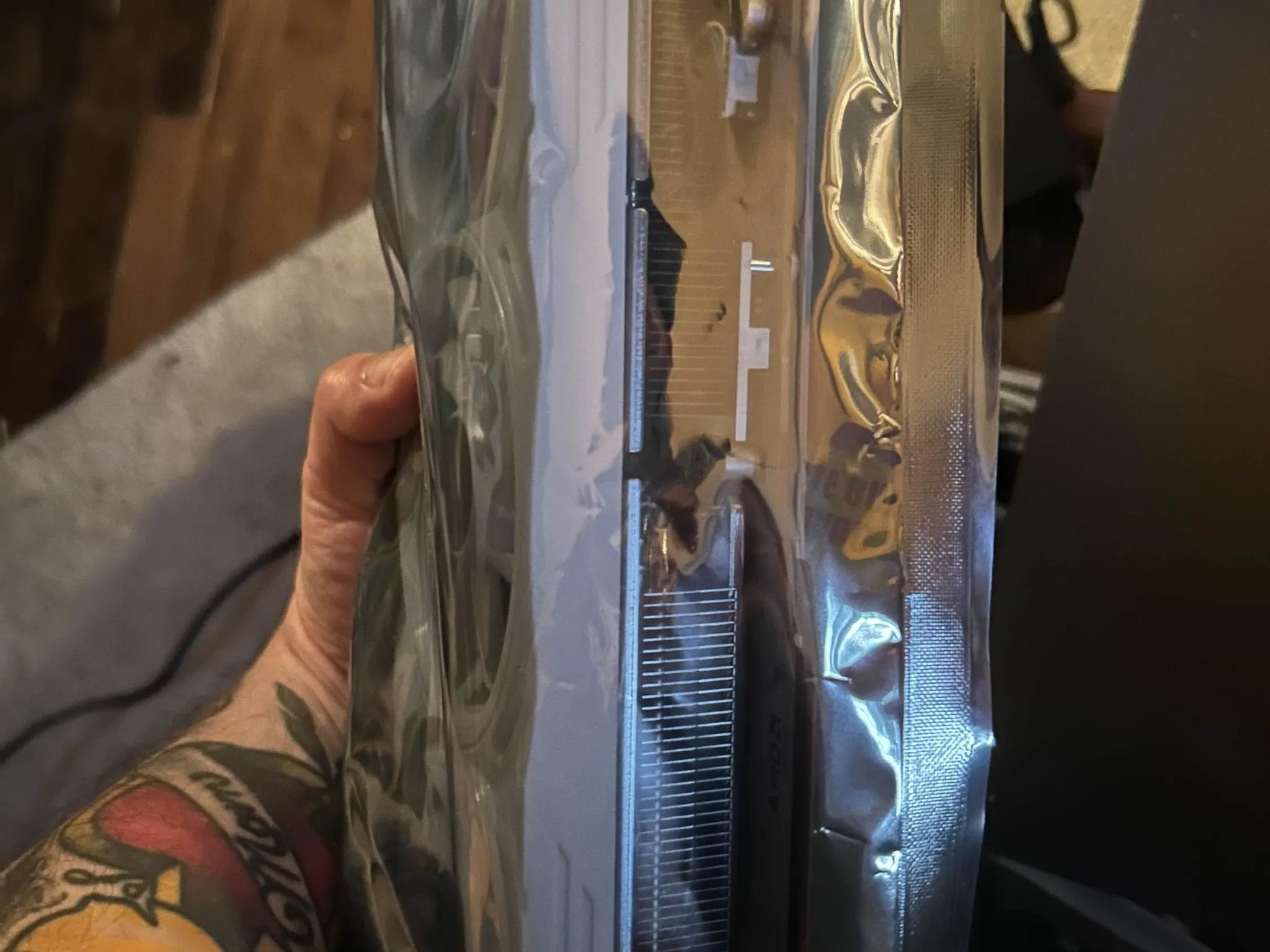 For Sale! AMD 7700xt lightly used