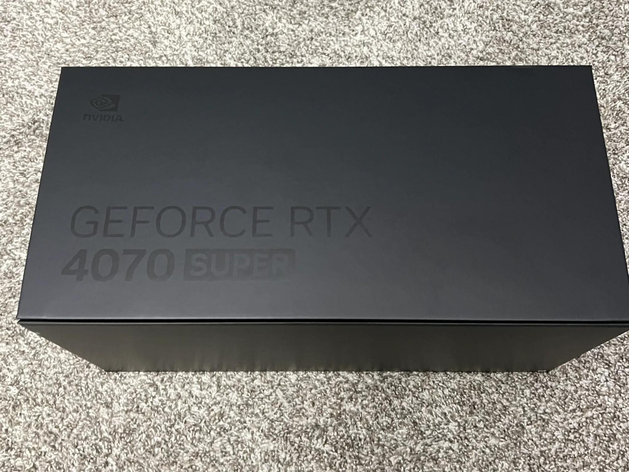 NVIDIA - GeForce RTX 4070 SUPER 12GB GDDR6X Graphics Card - Titanium/Black