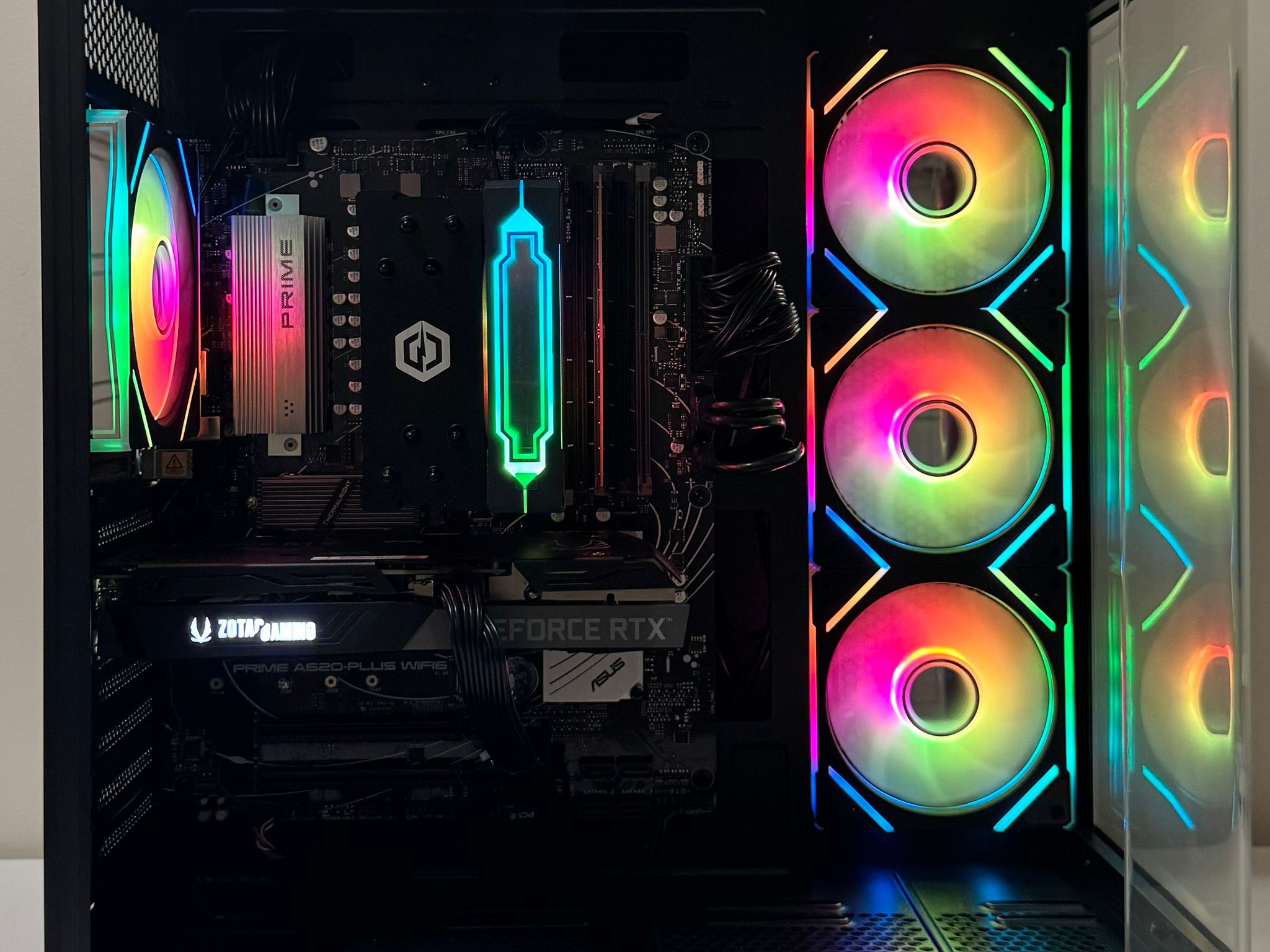 AMD Ryzen 5 8400F 32GB DDR5 RAM GeForce RTX 3060 Ti WD Black SN850X 1TB NVMe SSD AM5 Gaming PC