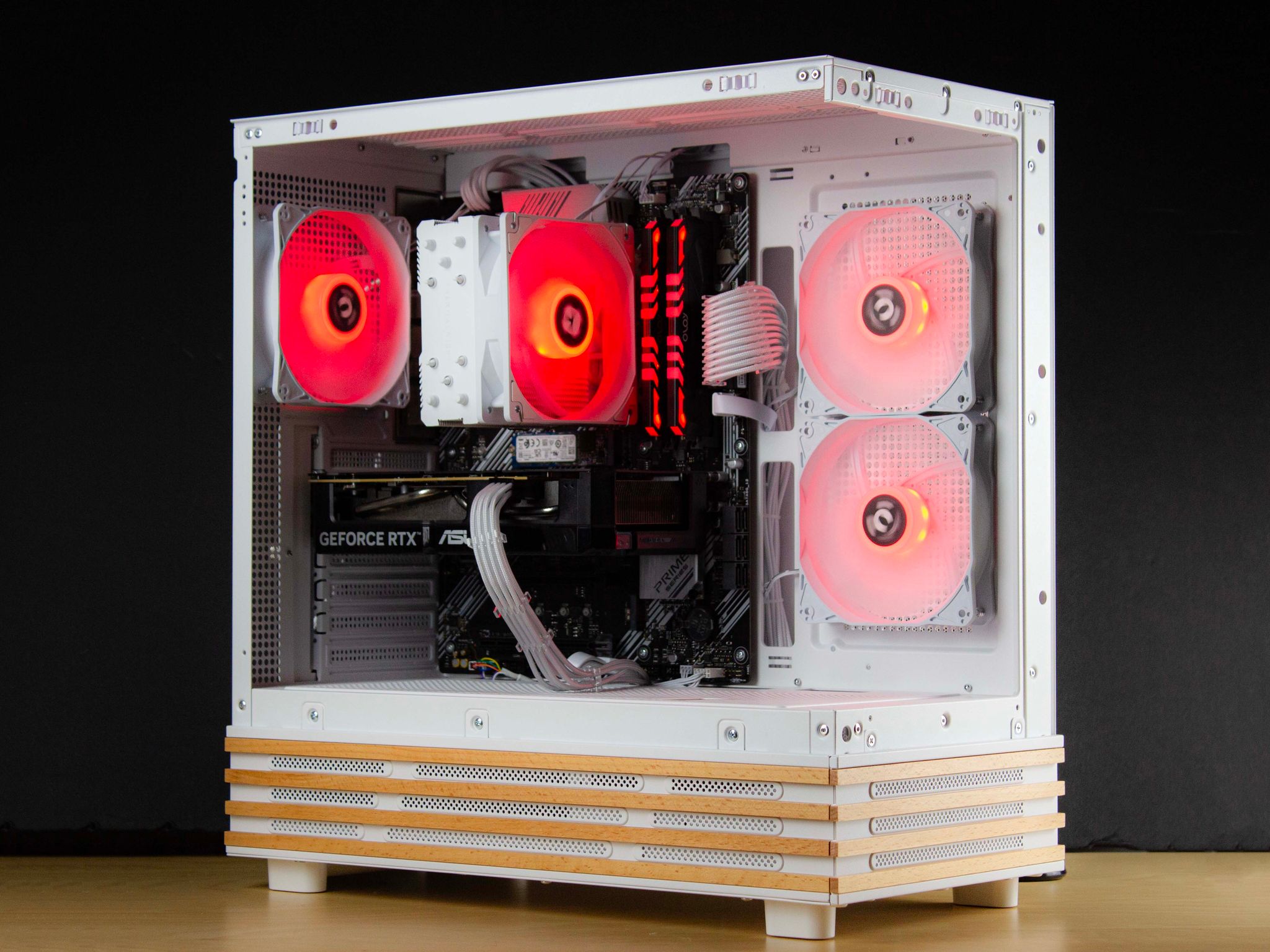 🧊❄️🧊 White Gaming PC – RTX 5060, Ryzen 5 5600, 16GB RAM, 1TB SSD - WiFi, BlueTooth 🧊❄️🧊