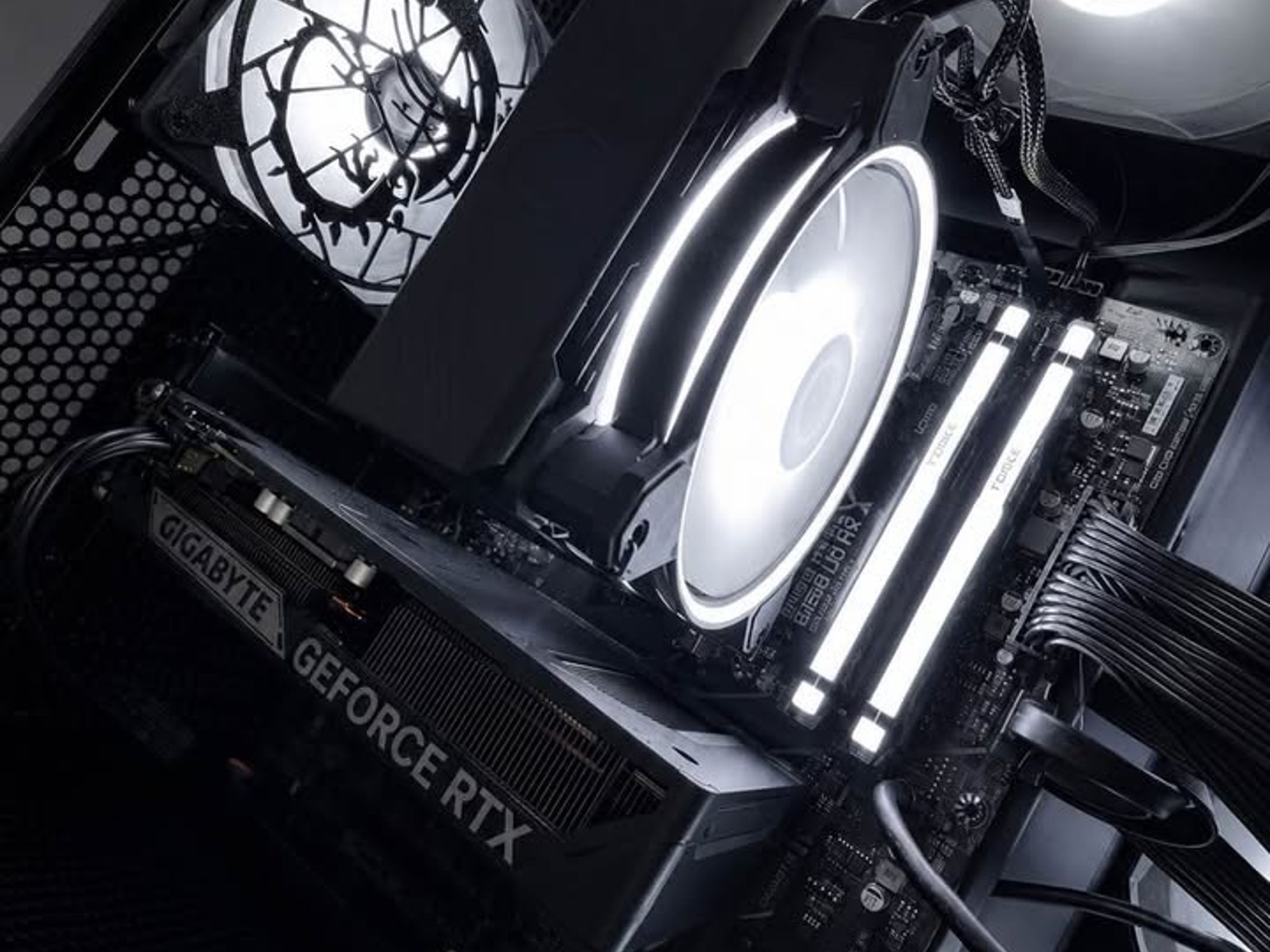 NEW RTX 5060 + Ryzen 5 7600X |Gaming PC Ultra Performance | 2TB SSD |