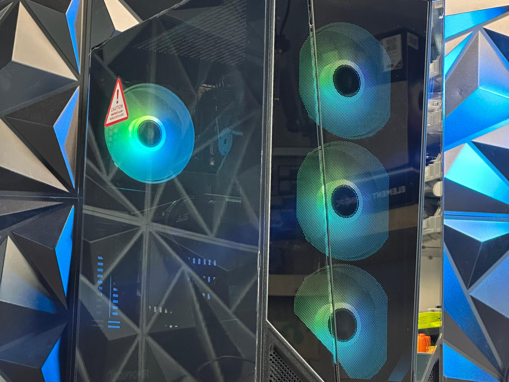 Custom Gaming PC - Intel Core i7 8700- 32GB DDR4 - Nvidia RTX 4060 - SSD + 1TB W11