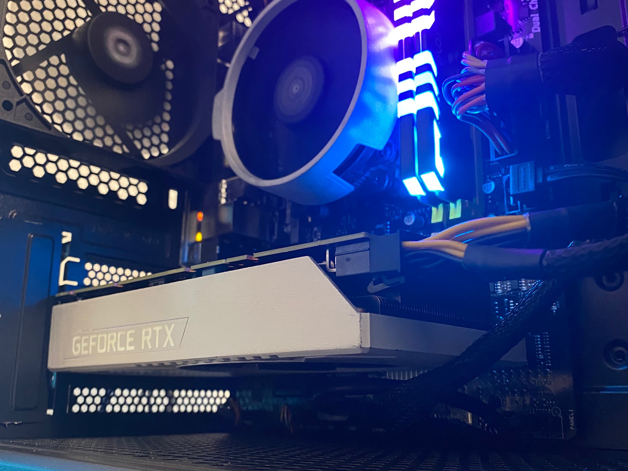 Gaming PC (Ryzen 7 2700x + RTX 3060 12gb)