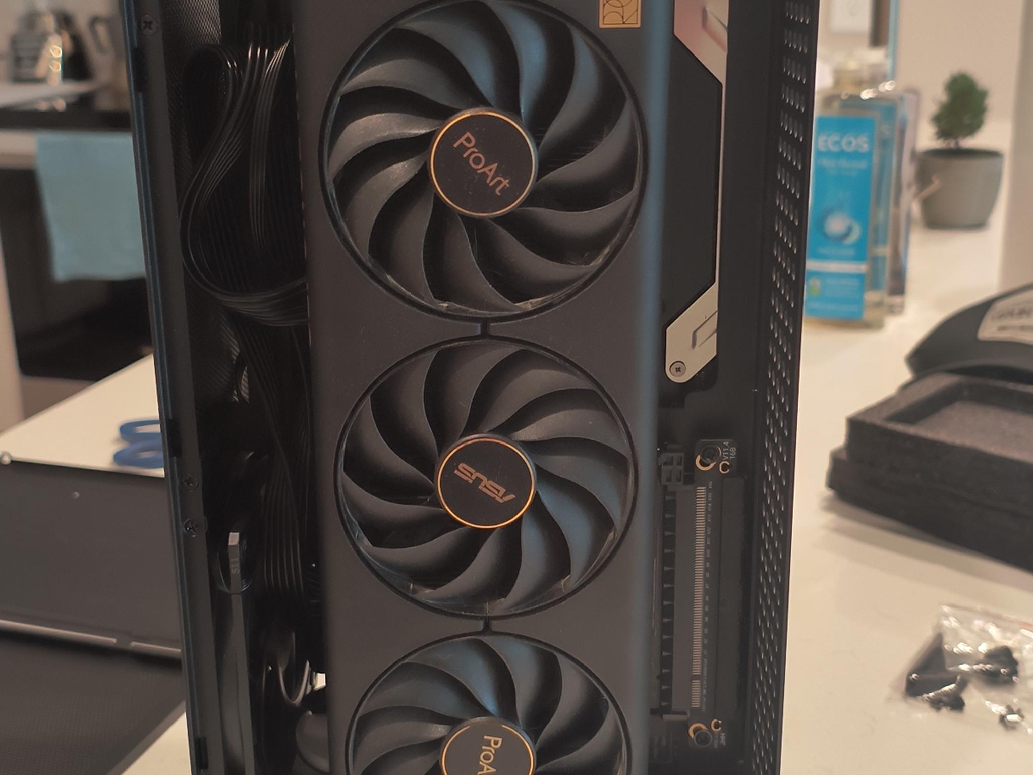 ASUS ProArt OC GeForce RTX 4080 SUPER - Image 3