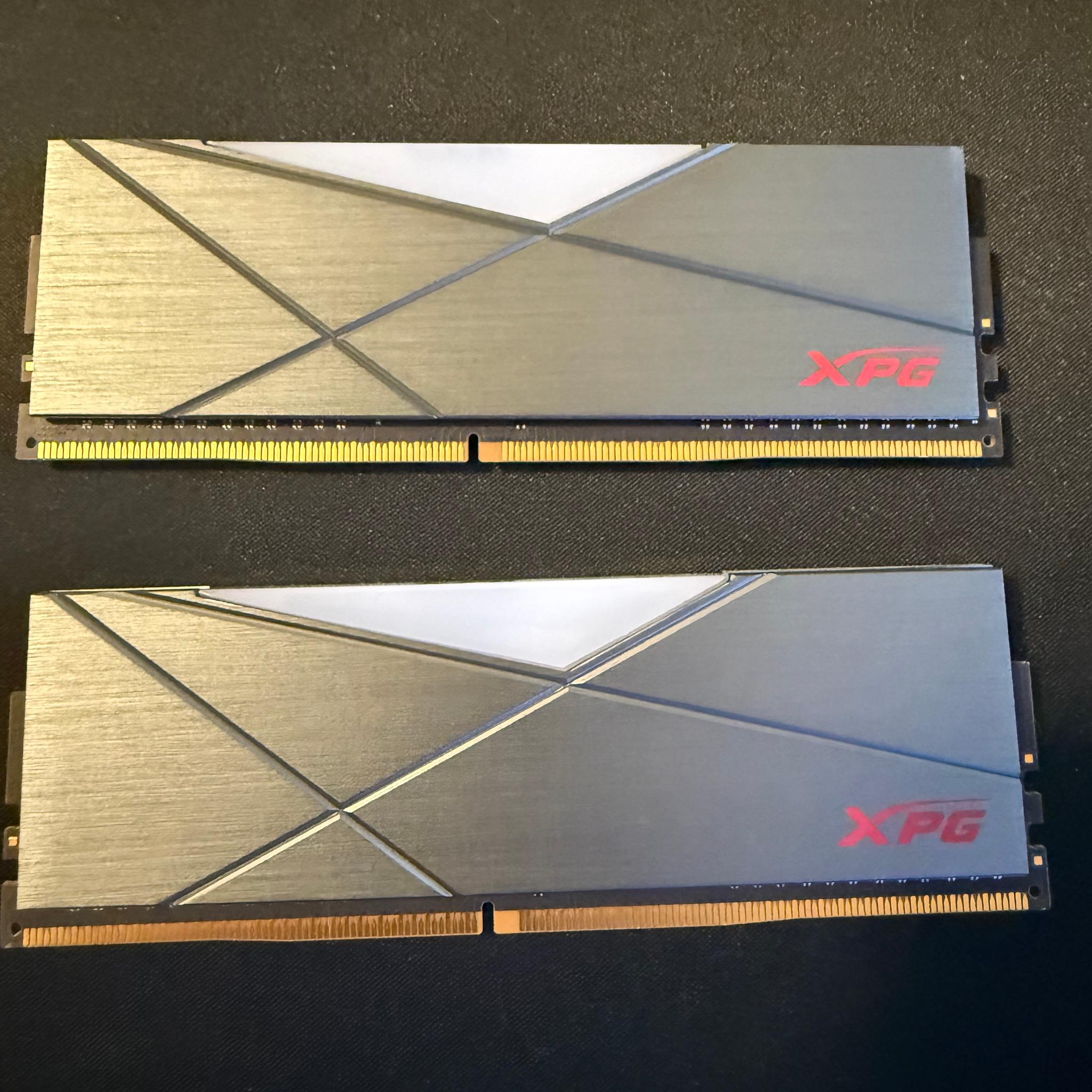 ADATA XPG 16GB (2×8GB) DDR4-3600 CL18 RAM *Tested*