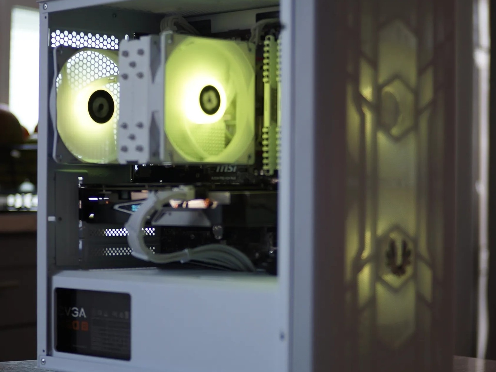 Ryzen 5 2600, RX 5500XT White Gaming/Streaming PC