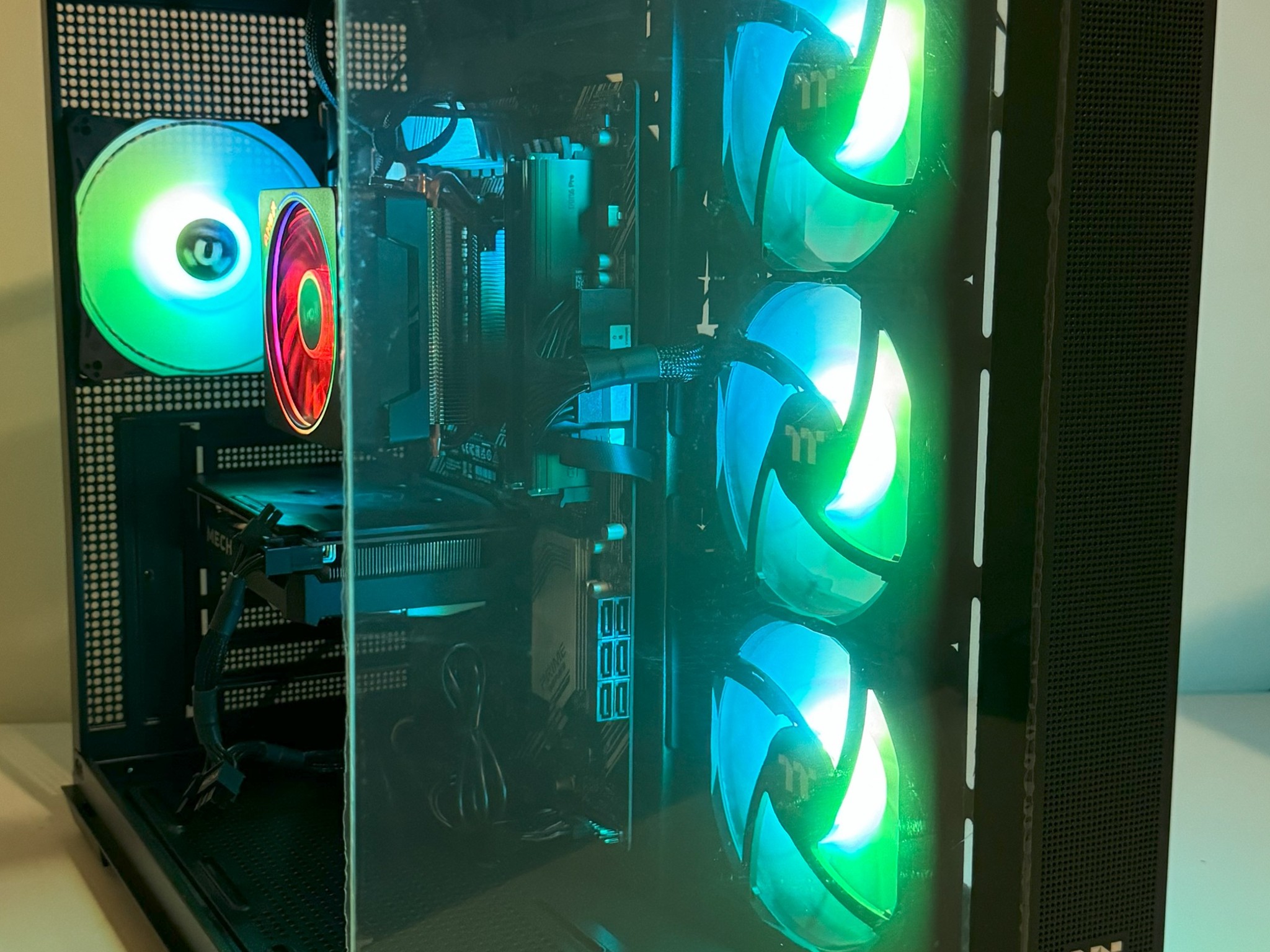 AMD Ryzen 7 5800XT 64GB DDR4 Gaming PC Radeon RX 6500 XT ASUS Prime B550-PLUS 1TB SSD Corsair 550W