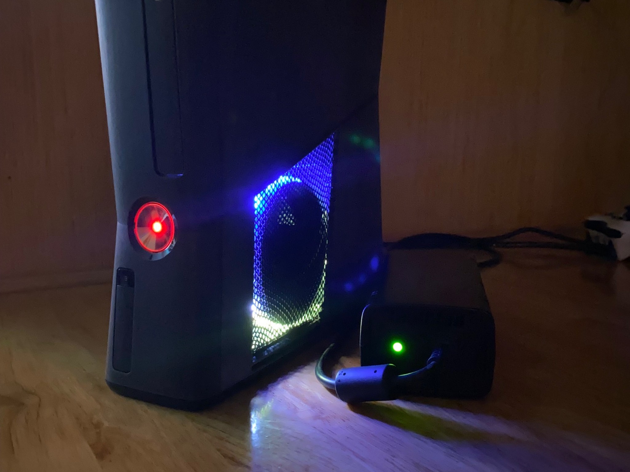 RGH 3 Xbox 360 slim | CASE MOD | 500 GB | Custom LEDs