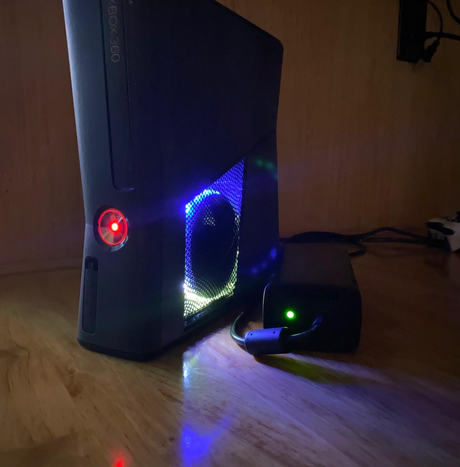 RGH 3 Xbox 360 slim | CASE MOD | 500 GB | Custom LEDs