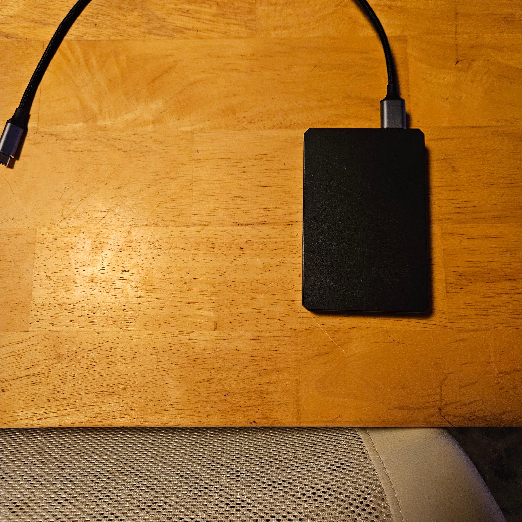 Eaget 1TB Backup HDD with 2 512 HDD's stacked in an Enclosure