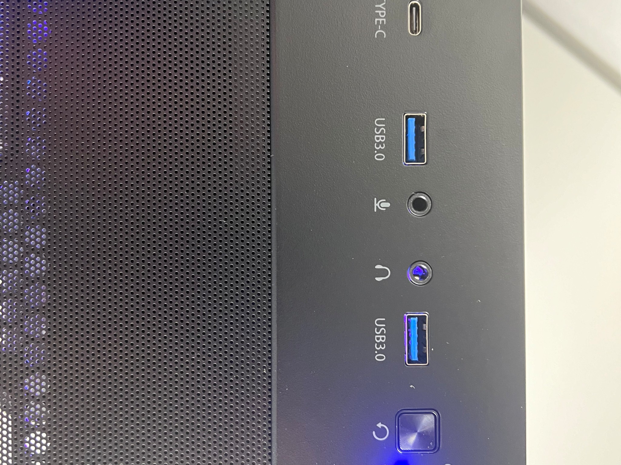 RX 6800 & Ryzen 5 7600 Gaming PC
