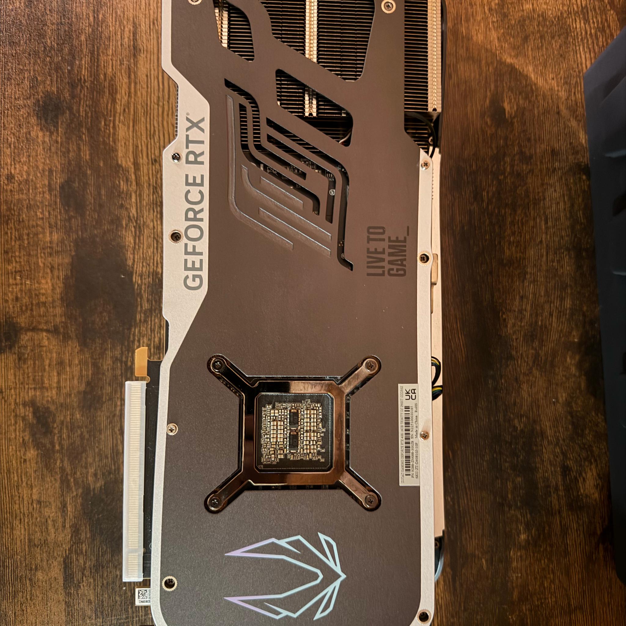 ZOTAC GAMING GeForce RTX 4080 Trinity OC