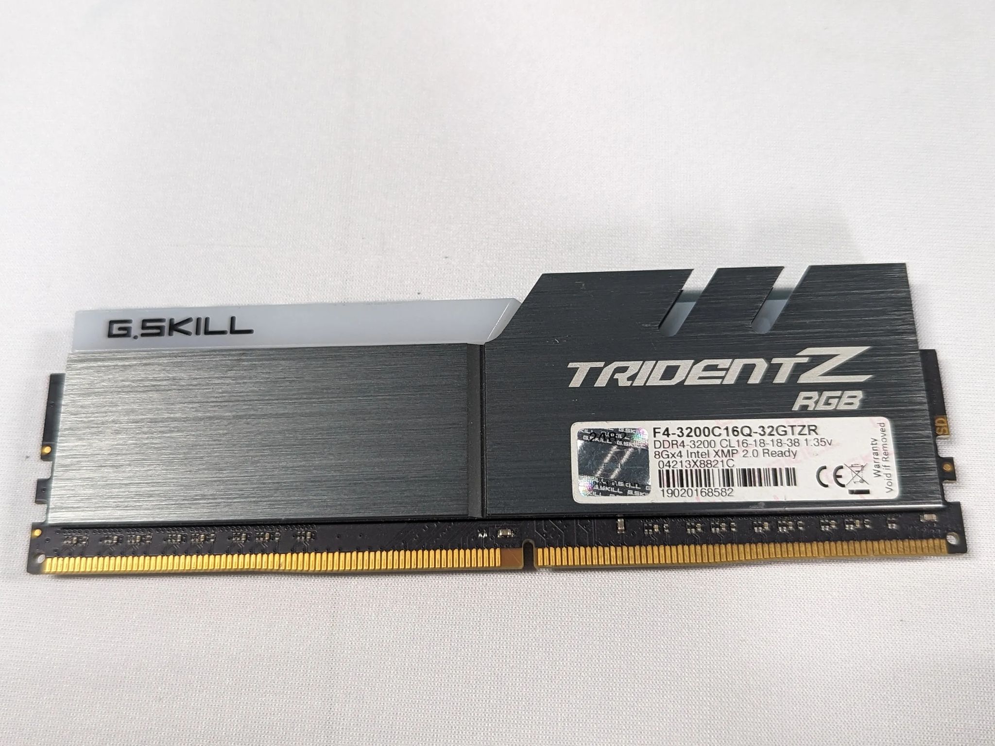8gb Stick G. Skill Trident Z RGB 3200