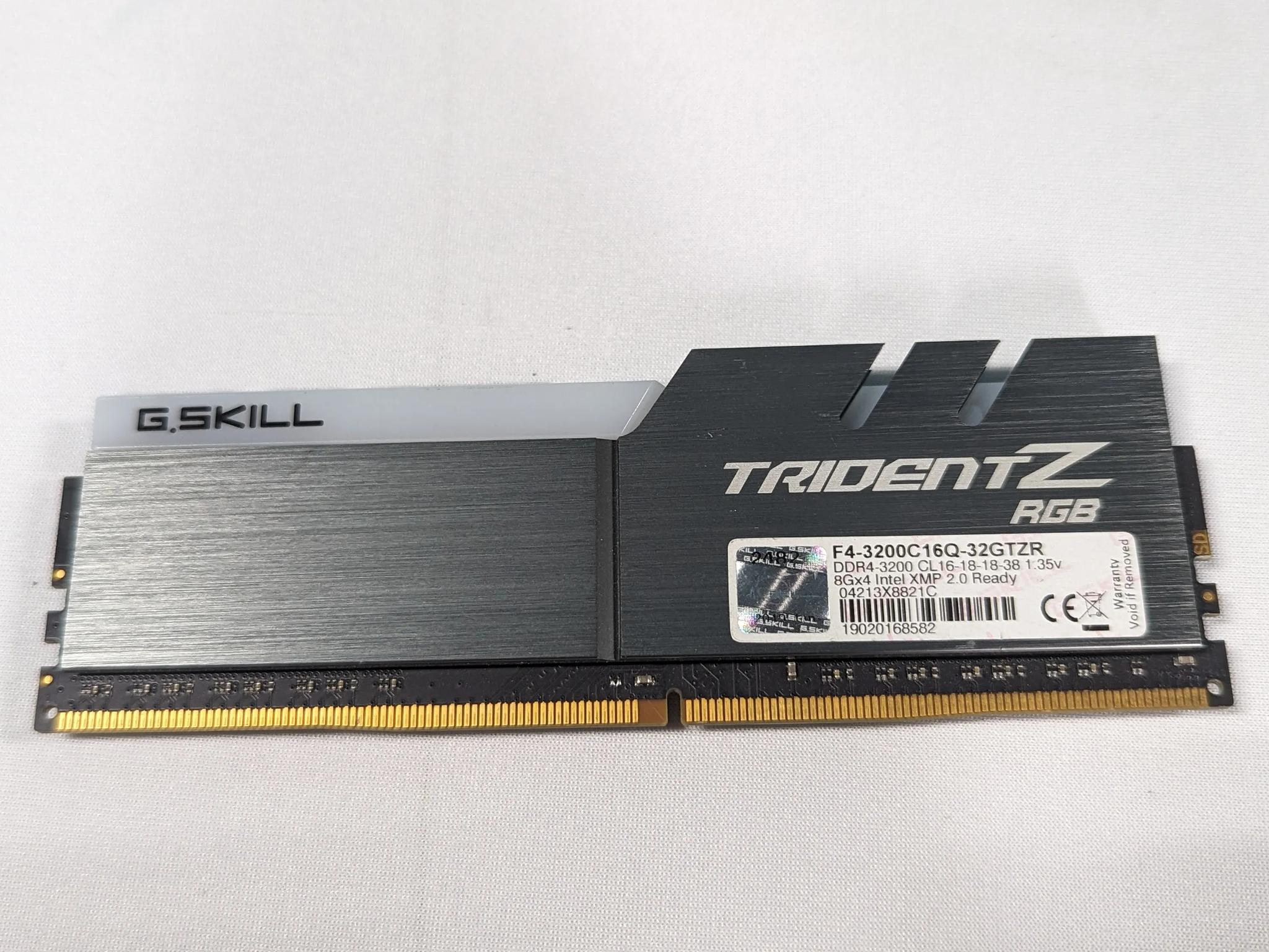 8gb Stick G. Skill Trident Z RGB 3200