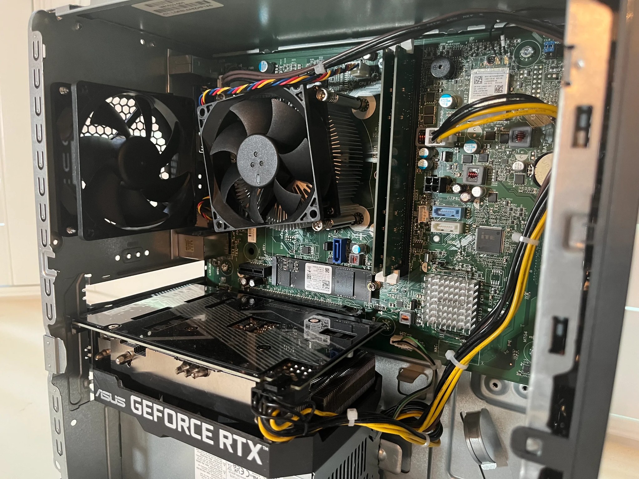 🥷Sleek RTX 1080p Gaming Beast 🥷Ryzen 5 5600G | RTX 3050 8GB | 16GB RAM | 512GB nvme