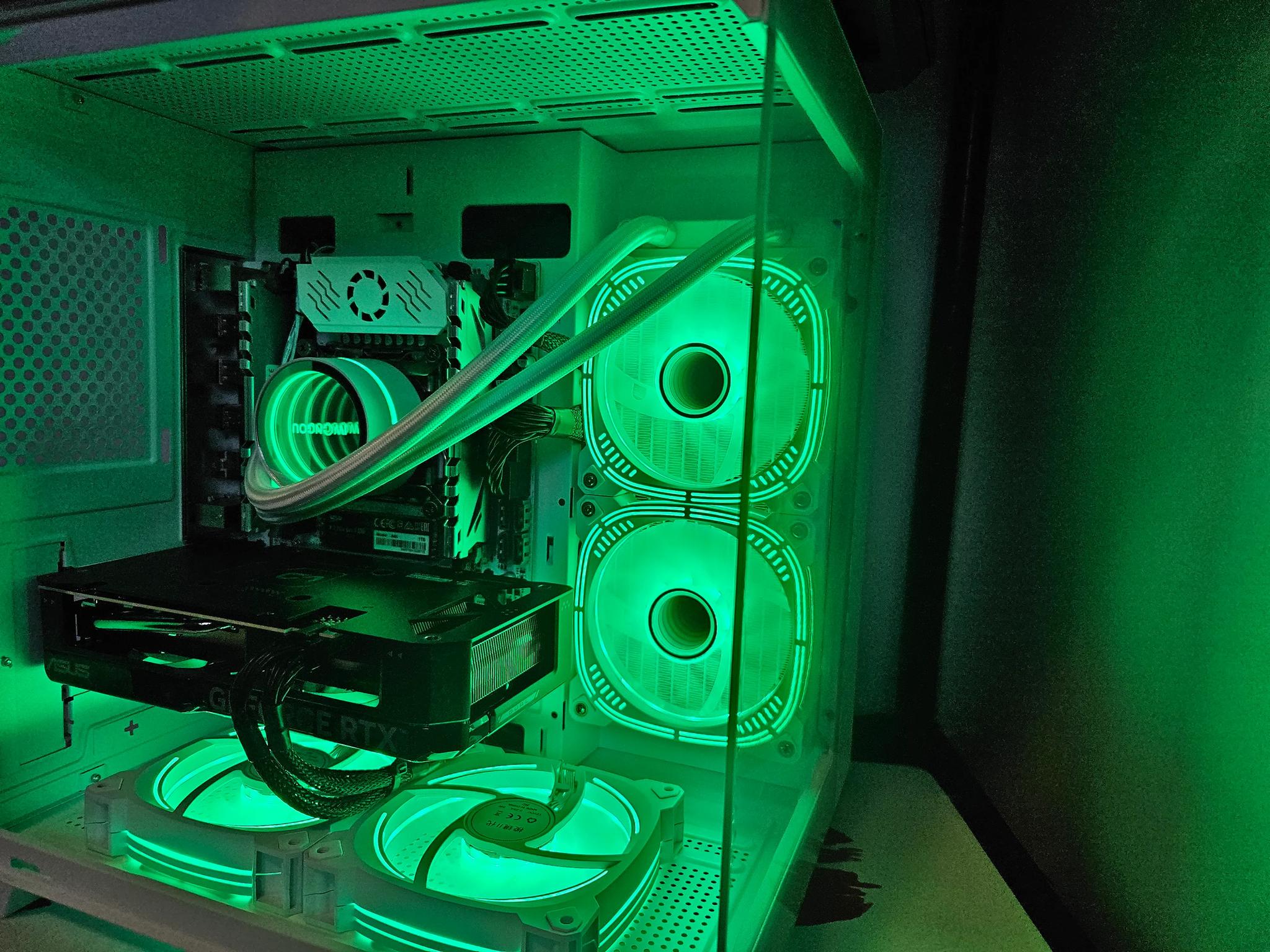 Arctic BEAST intel 14 core / 64GB RAM / 1TB SSD / RTX 4060TI