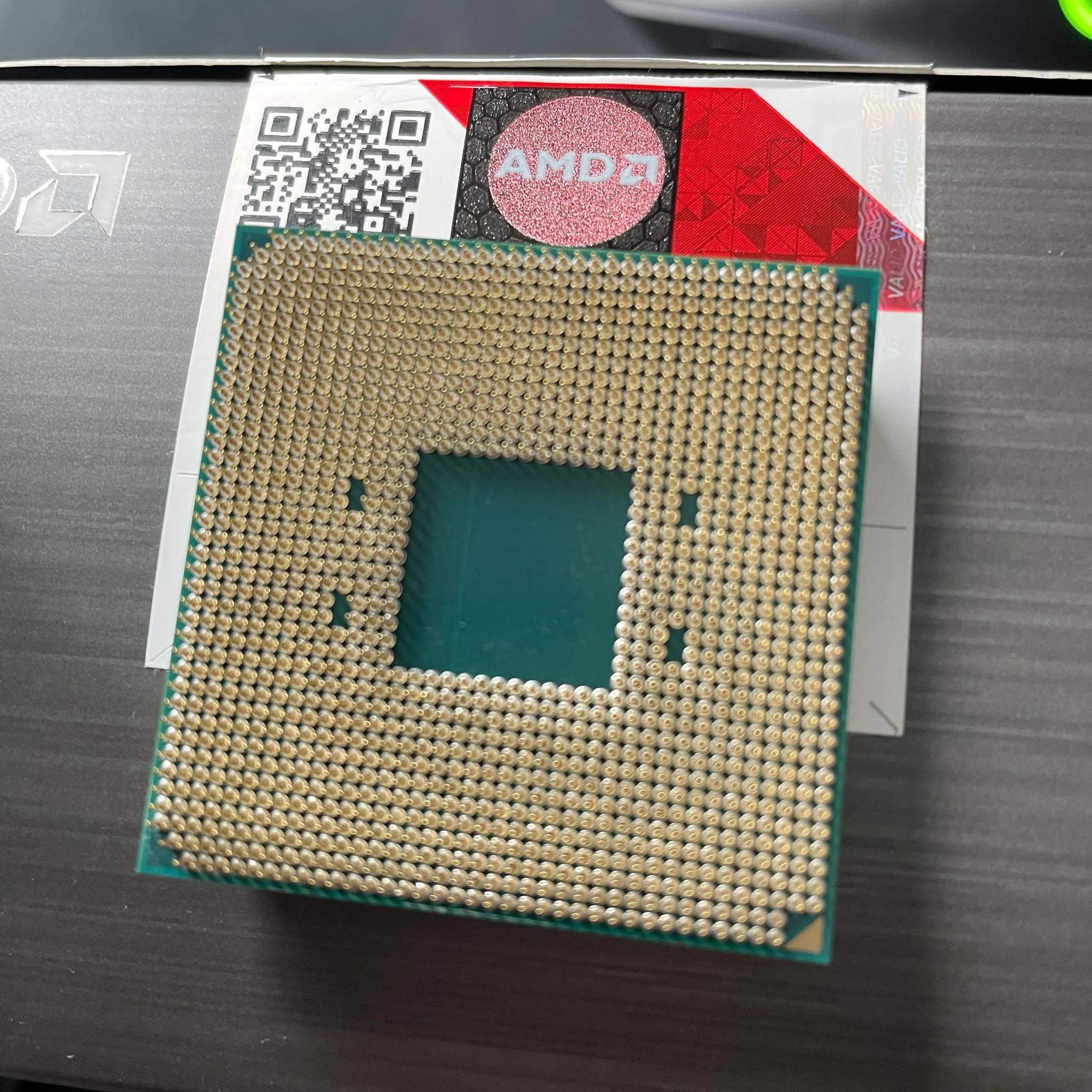 AMD Ryzen 7 5800X 3.8 Ghz 8-Core Processor (CPU) - Very good condition 