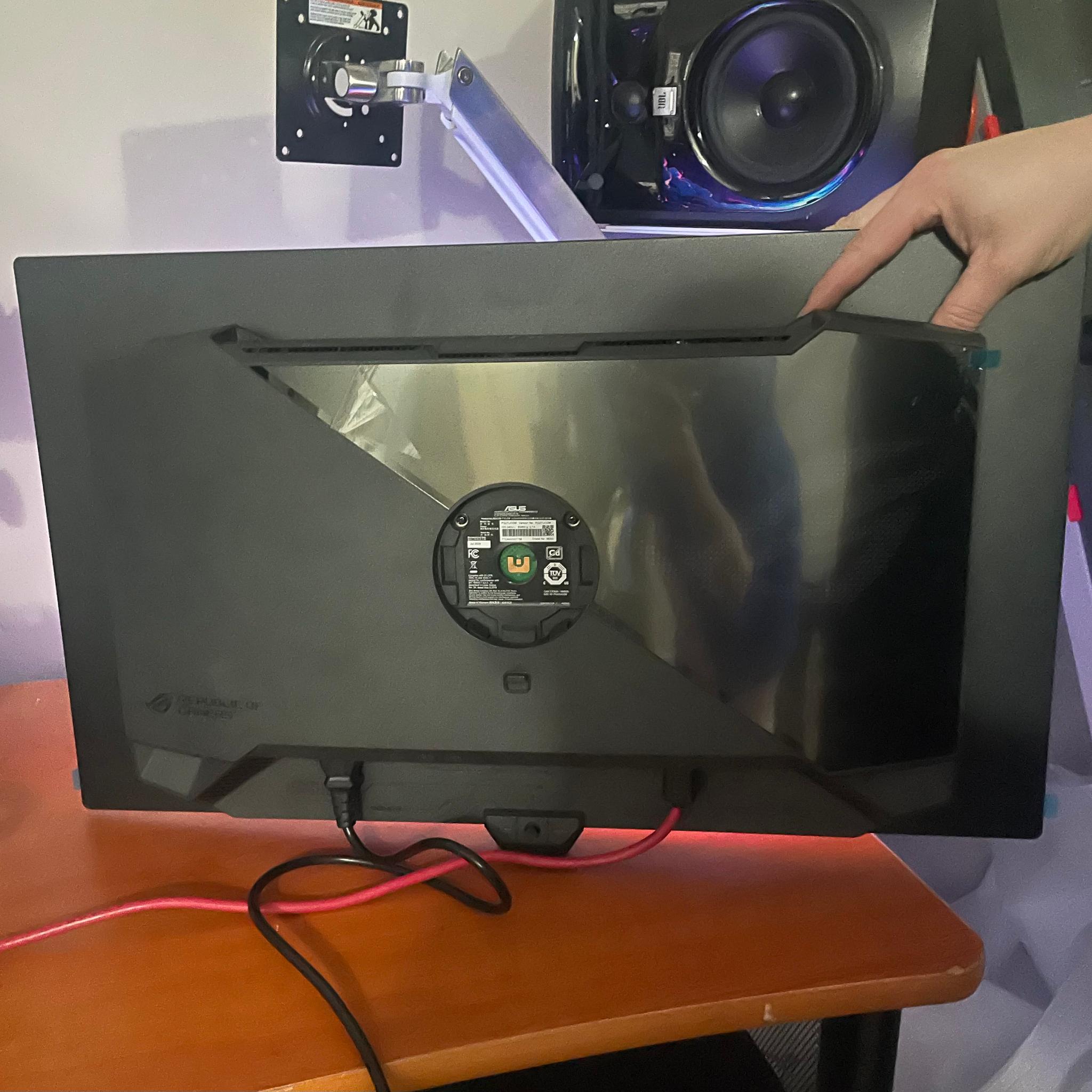 NEW ASUS ROG 27” OLED 4K Resolution (240hz Refresh Rate) Gaming Monitor (ZERO HRS USED) (PG27UCDM)