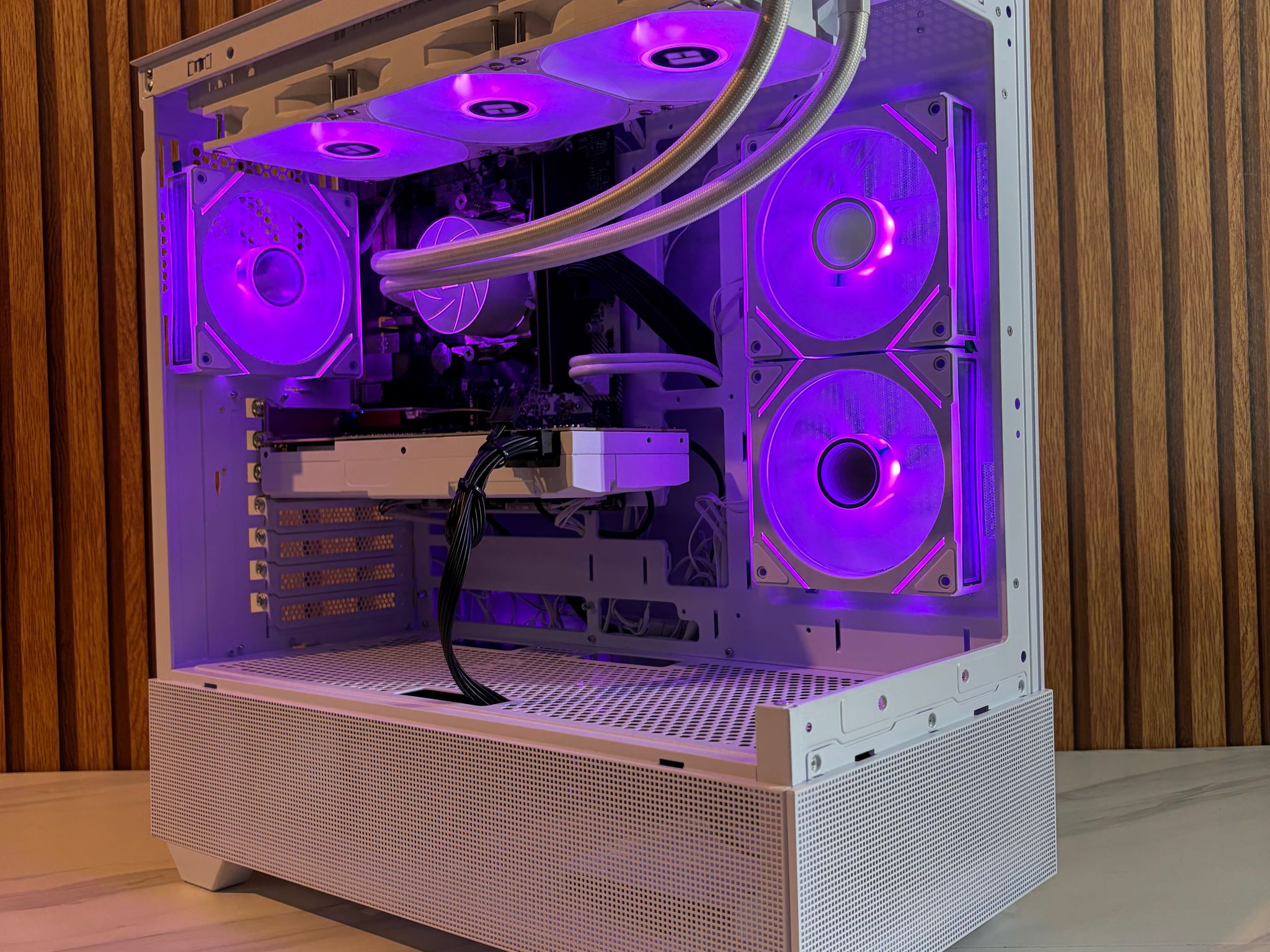 RTX 2080 SUPER | RYZEN 5 3600 | 500GB SSD | 16GB DDR4 | 550W | 360MM AIO