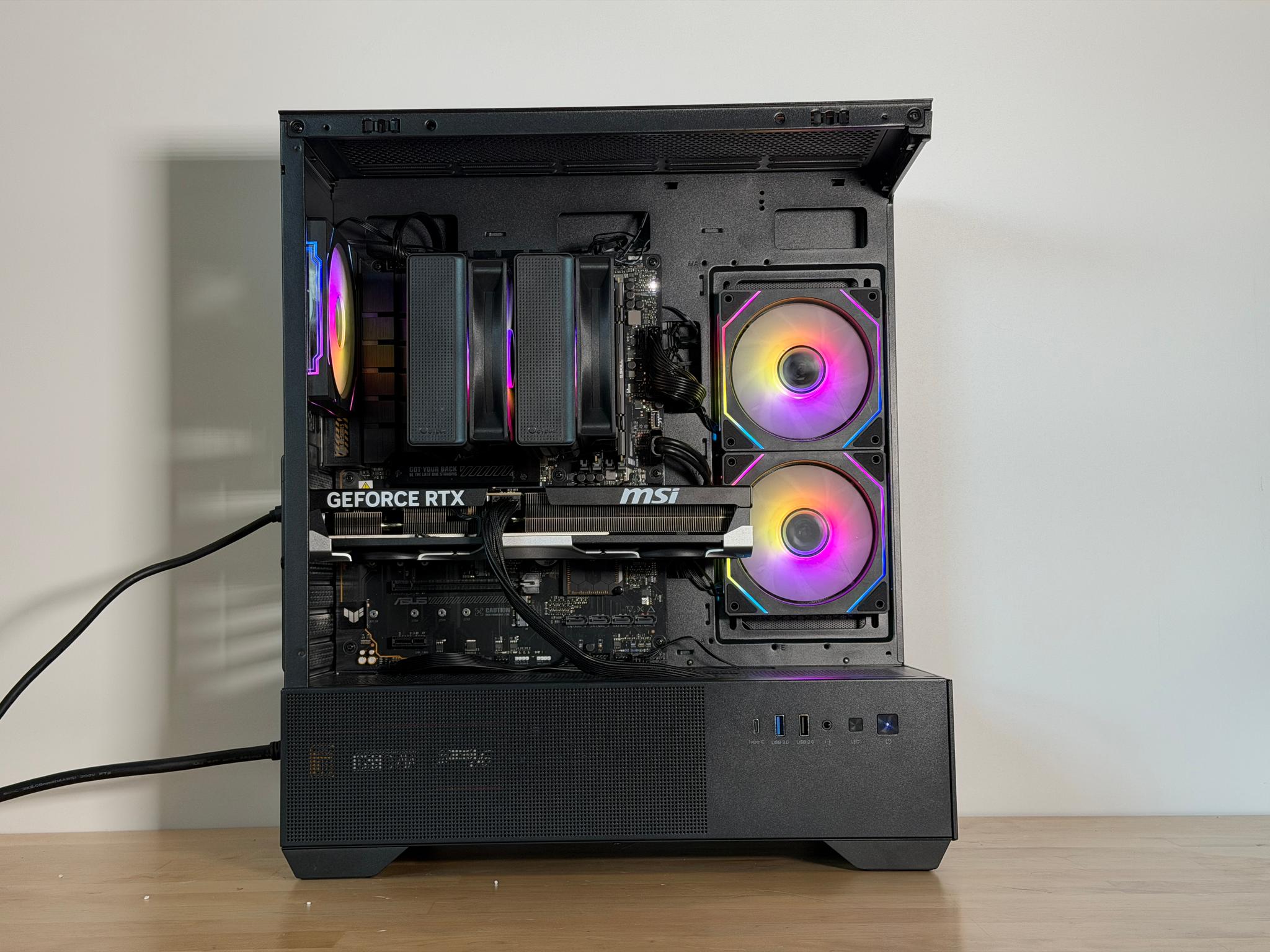RTX 5070 Ryzen 7 9700x Gaming PC