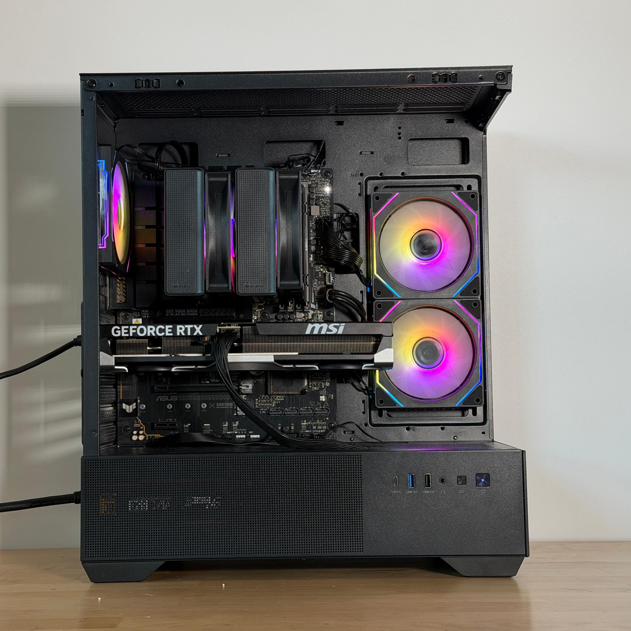 RTX 5070 Ryzen 7 9700x Gaming PC