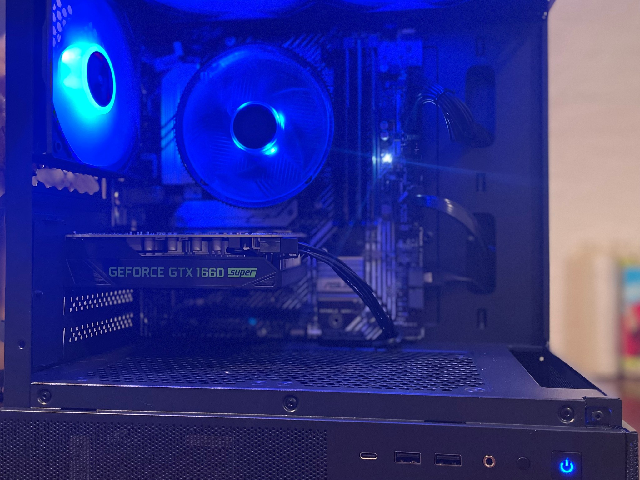 Gaming PC | GEFORCE 1660 SUPER | INTEL I5-10400| 24GB RAM | WINDOWS 11 | WIFI & BT