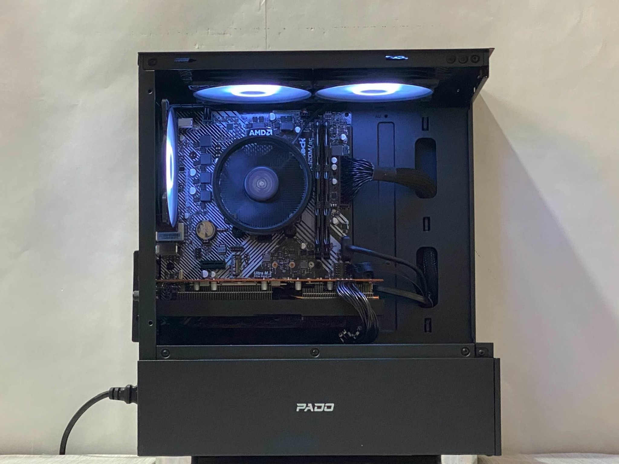RX 5700, Ryzen 5 3600, 16GB DDR4, 512GB SSD, WiFi - Gaming PC