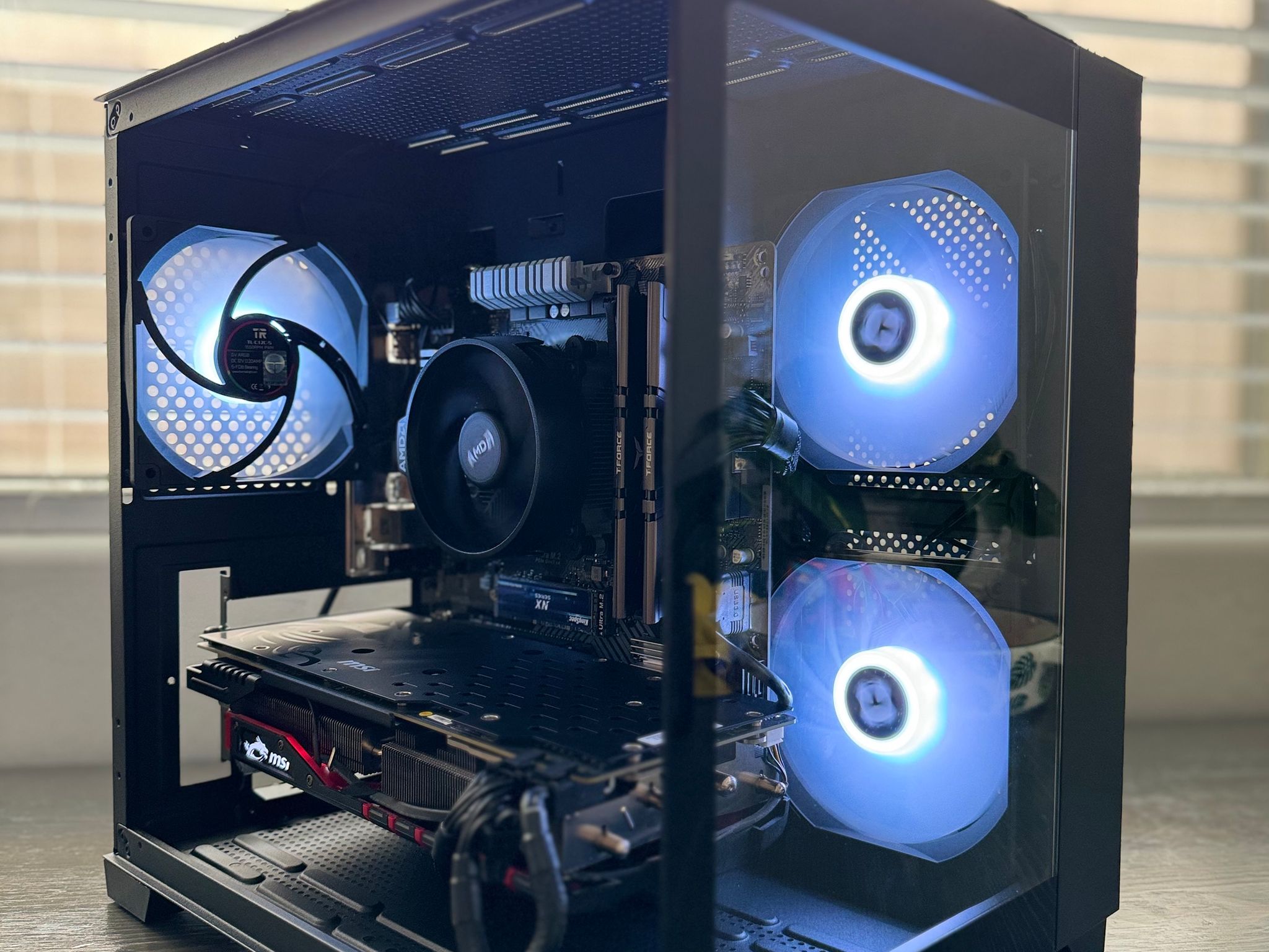 🔥Amazing Performance Gaming pc🔥- Ryzen 5 / Radeon MSI R9 390 / 1TB SSD / 16GB DDR4