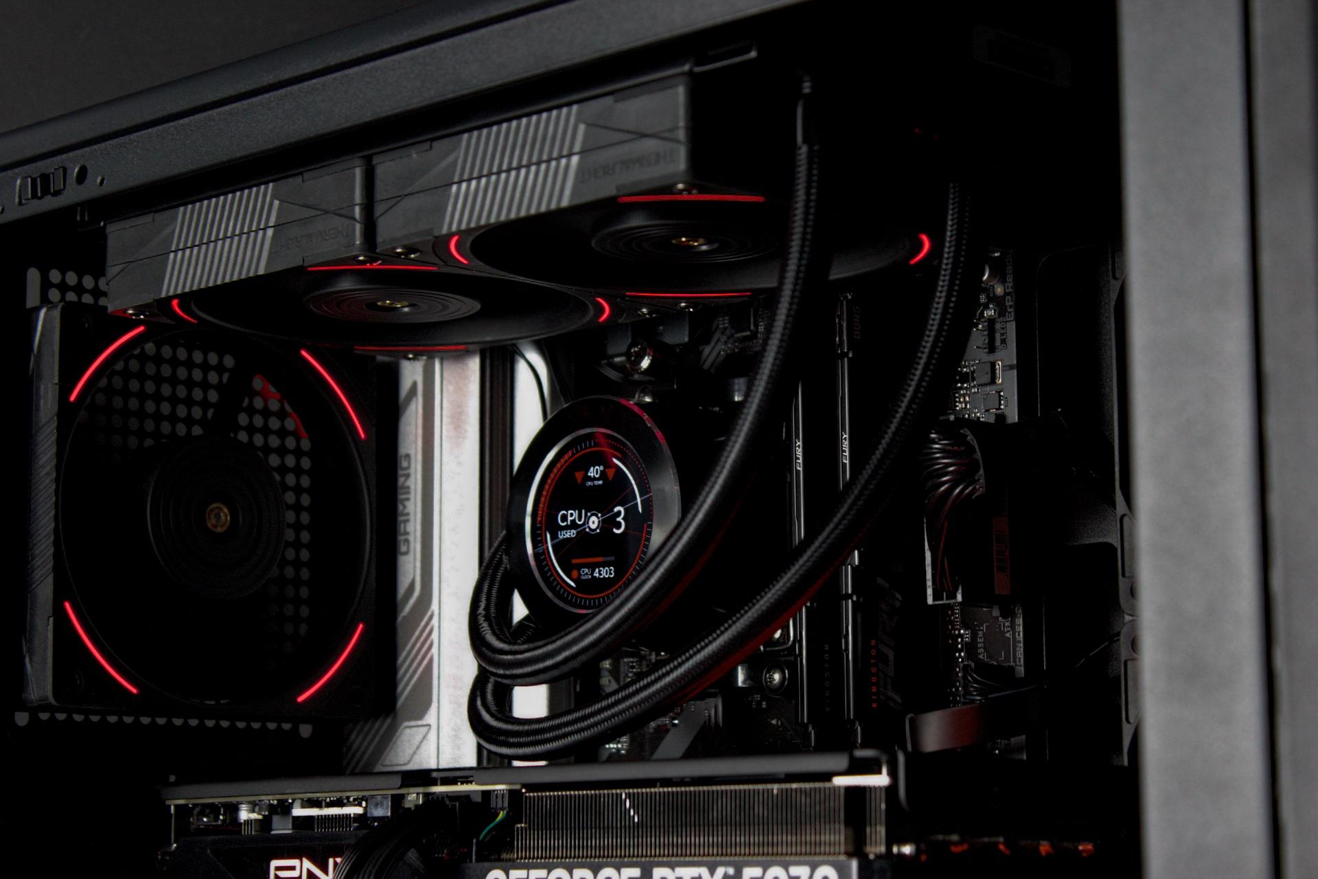Simplistic Wood PC | RTX 5070 12GB, Ryzen 7 7700X, 32GB DDR5, 1TB NVMe, LCD AIO | Gaming PC
