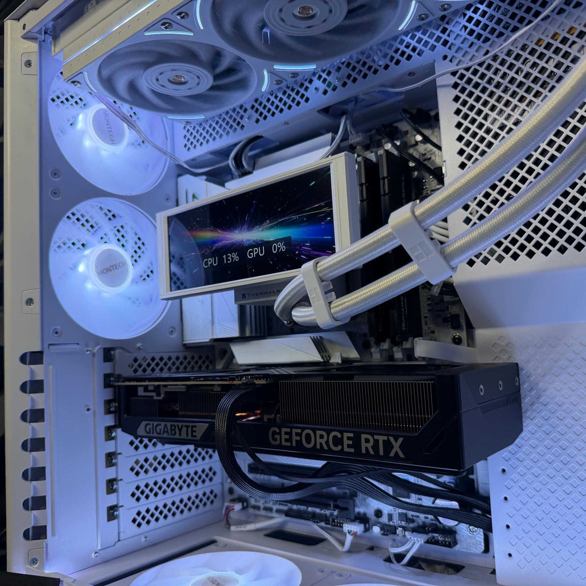 🌑❄️ MIDNIGHT GLACIER ❄️🌑 Ryzen 7 7800X3D| RTX 5070| 64 GB DDR5| 2.5 TB NVMe| 850W PSU