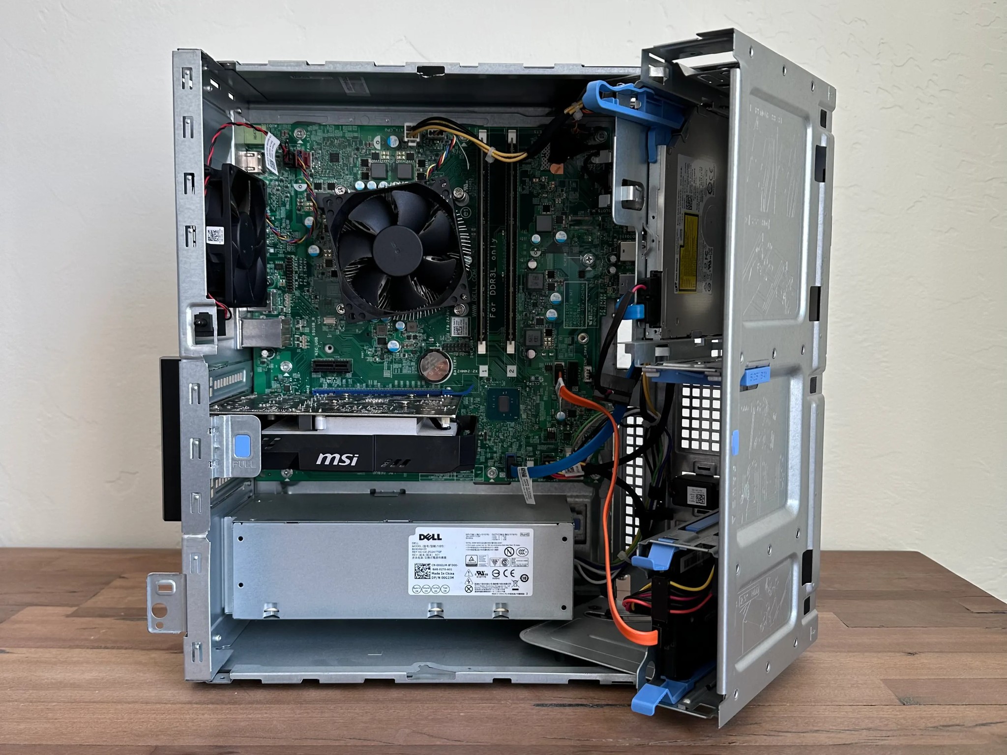 Dell Gaming PC | RX 560 4GB | i7-6700 | 512GB SSD | 16GB RAM | Windows 10 Pro | WiFi