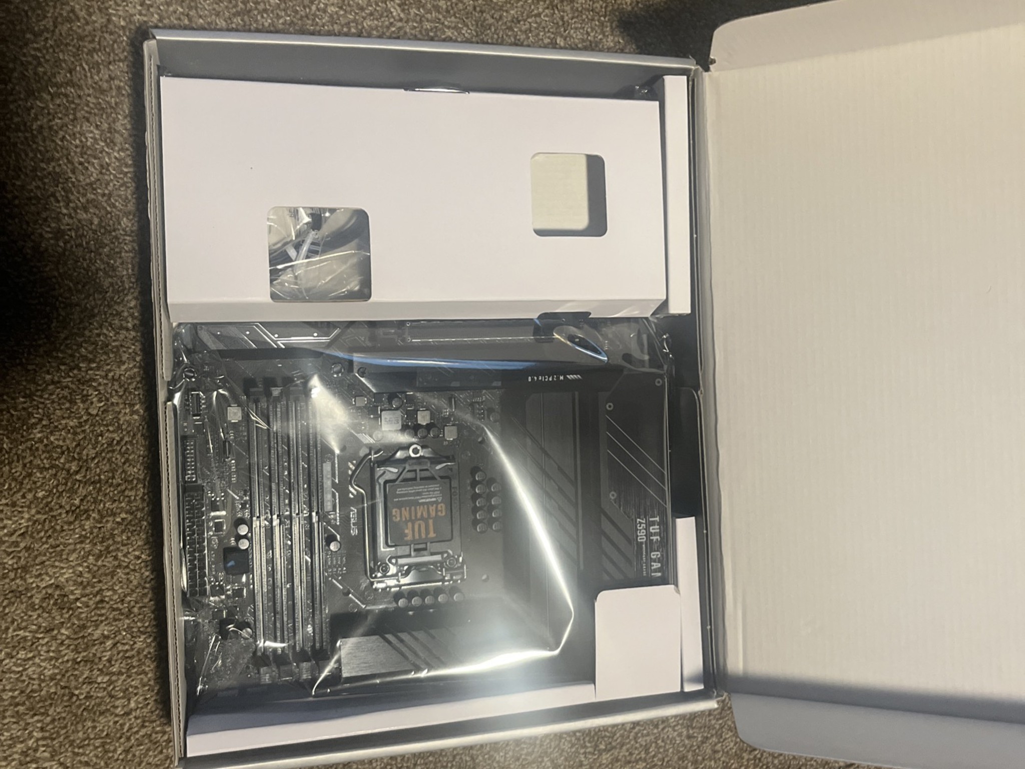ASUS TUF-Gaming Z-590 Plus Wifi LGA 1200 Intel motherboard