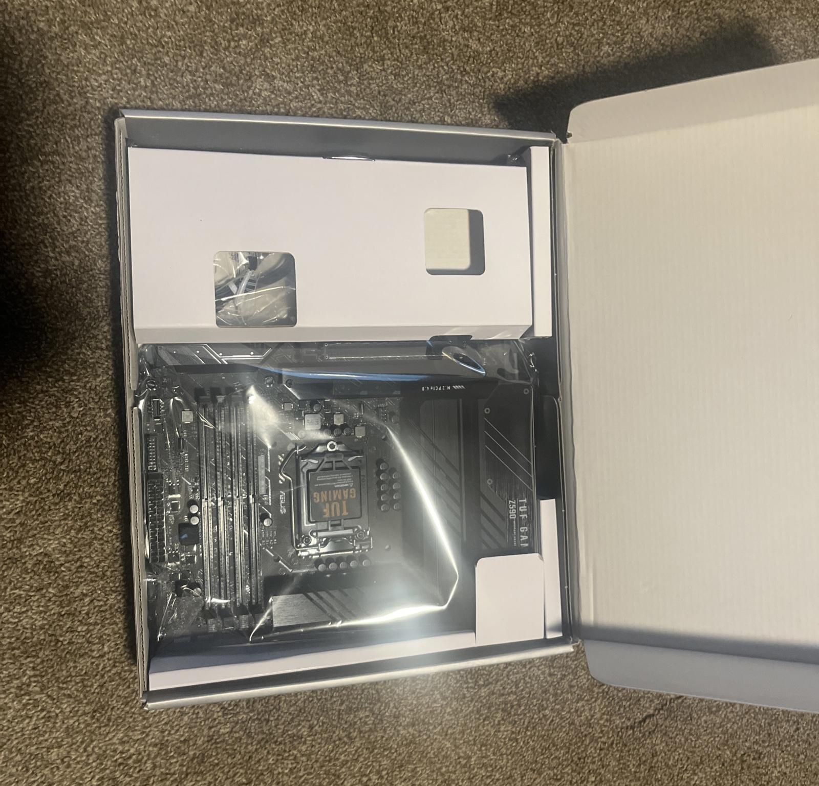 ASUS TUF-Gaming Z-590 Plus Wifi LGA 1200 Intel motherboard