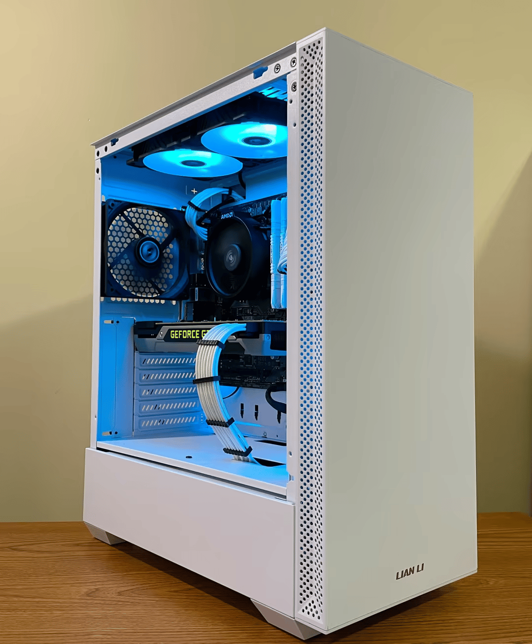 “Flashbang”- R5 2600/ GTX 980TI Mid-Range Gaming PC