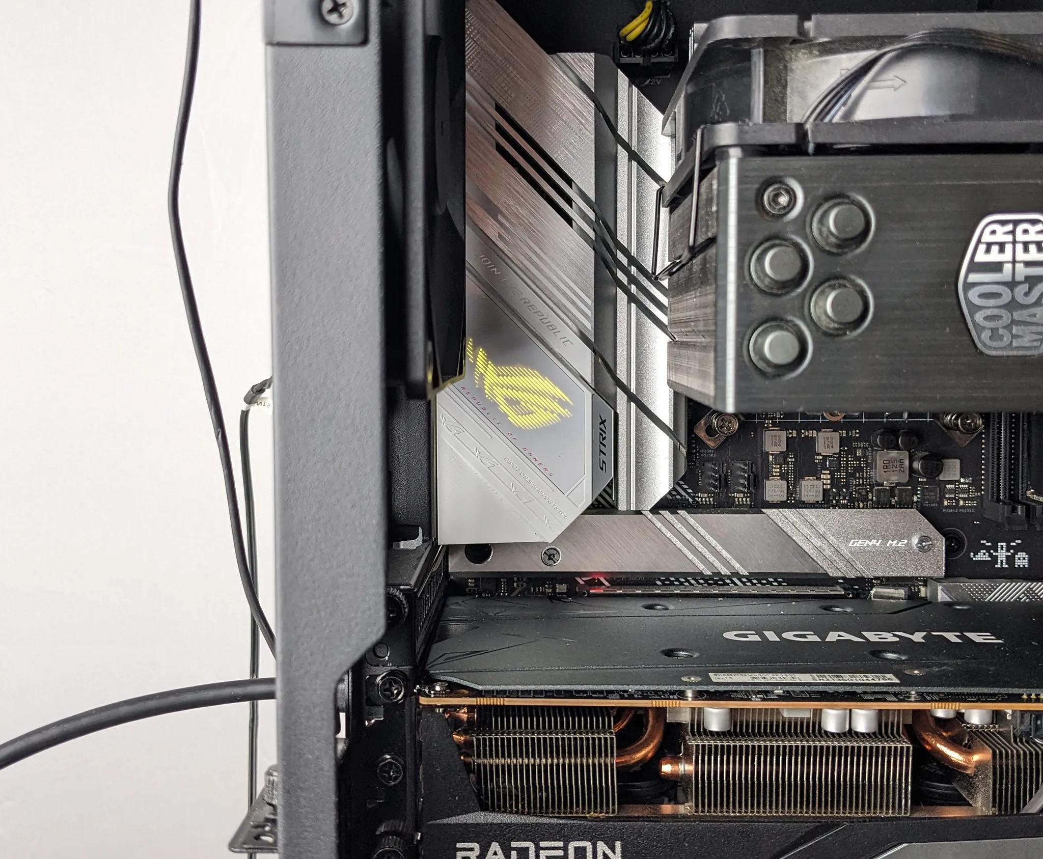 GamerSxin Custom 6600 XT 11600K 16GB 3200mhz 1TB NVMe